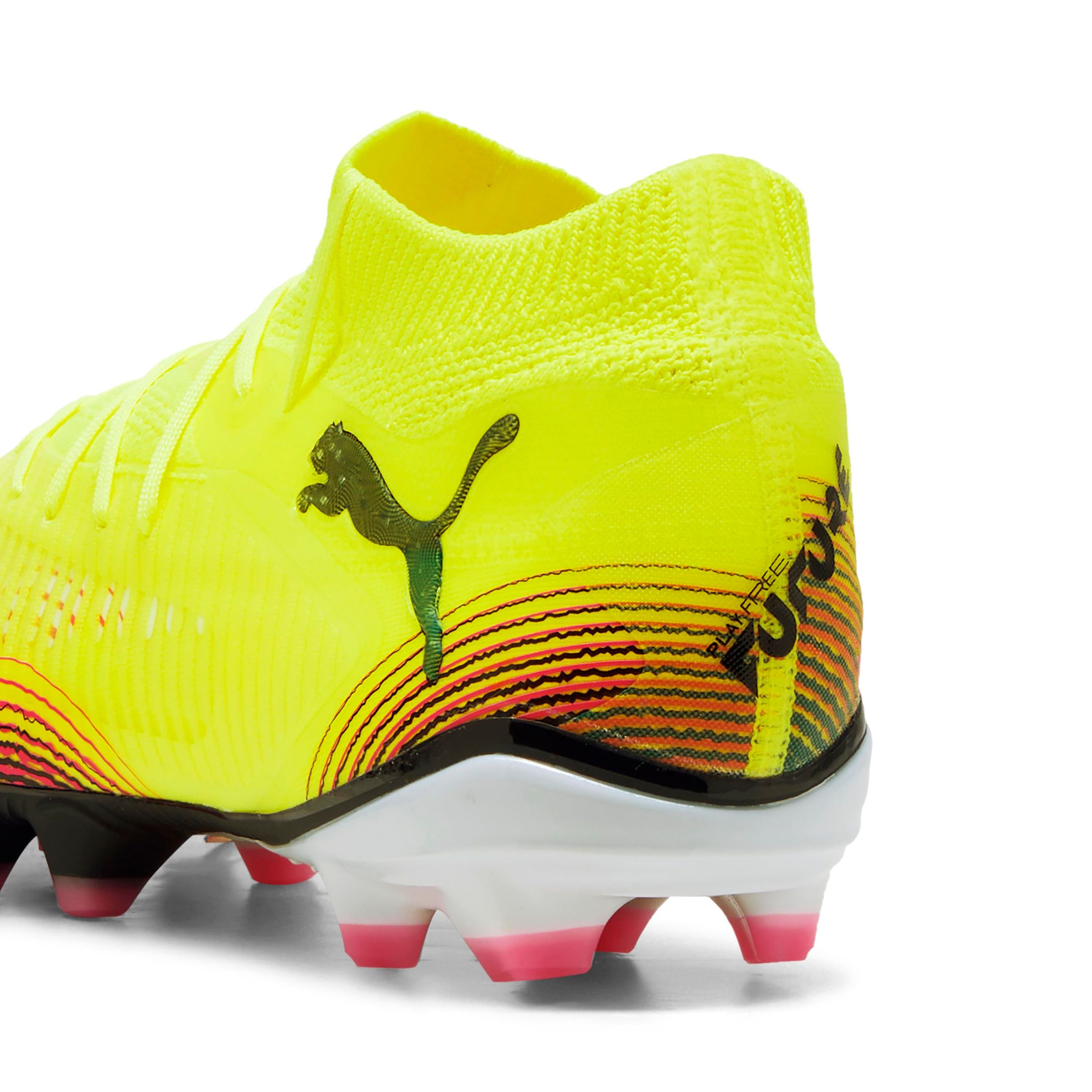 PUMA Men's Future 8 Ultimate Firm Ground Soccer Shoes