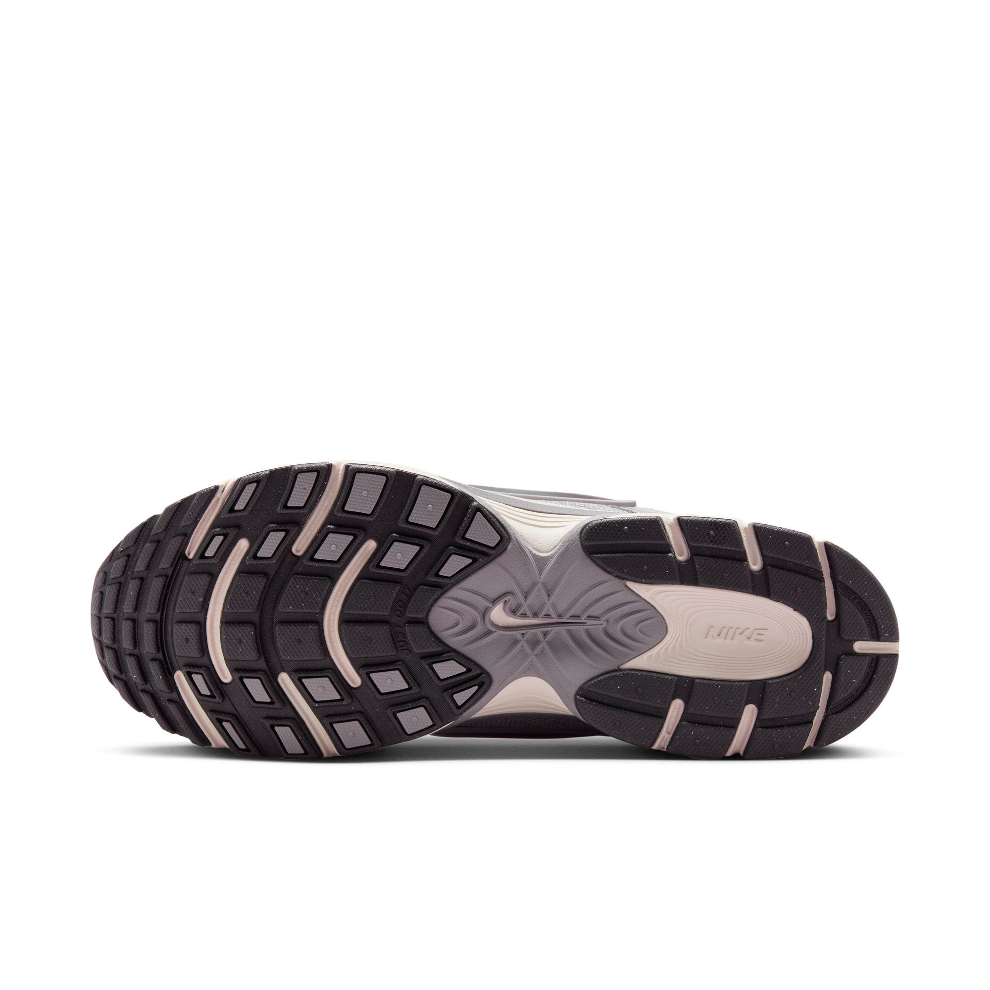 Nike Men's V5 RNR Shoes
