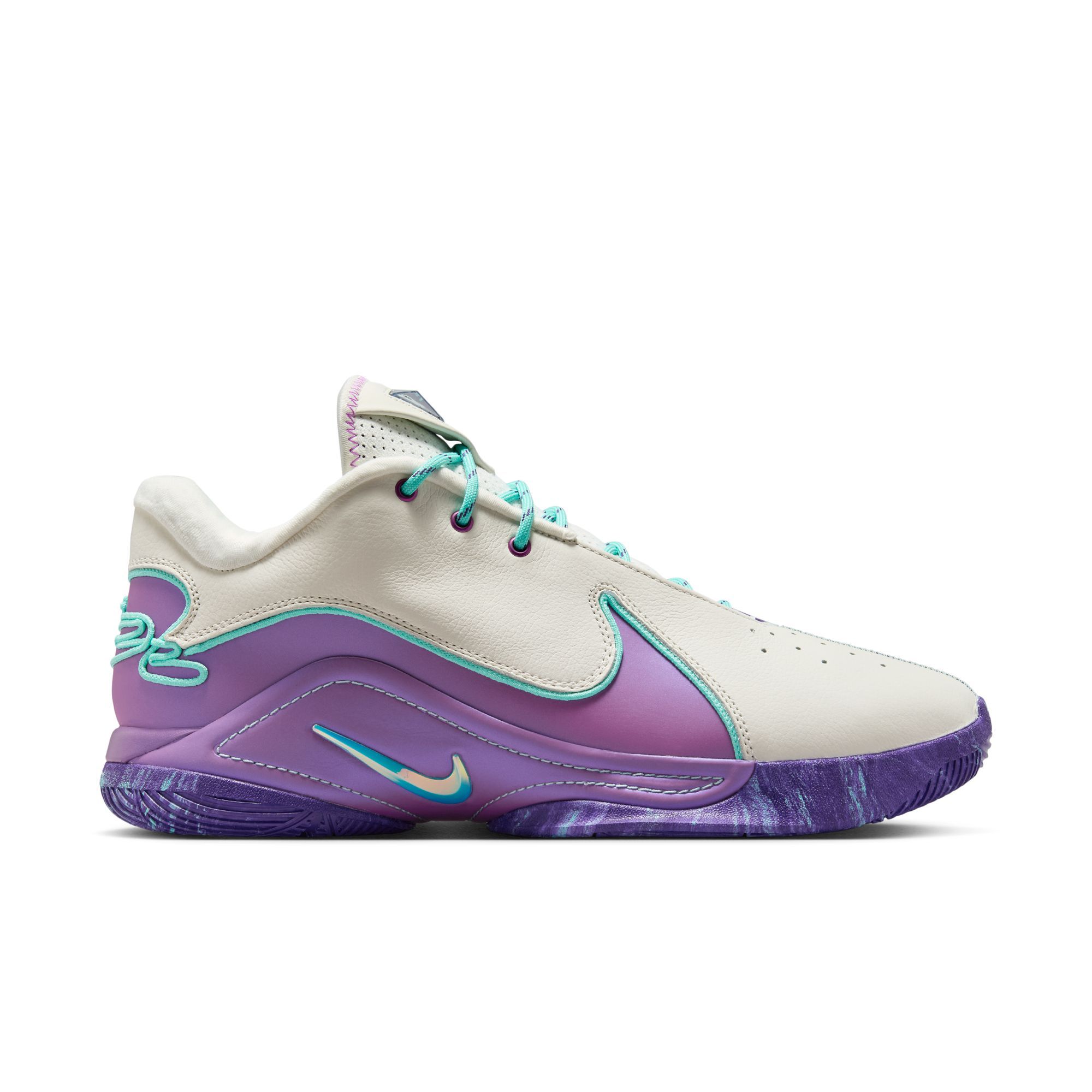Nike Unisex Lebron XXII Basketball Shoes