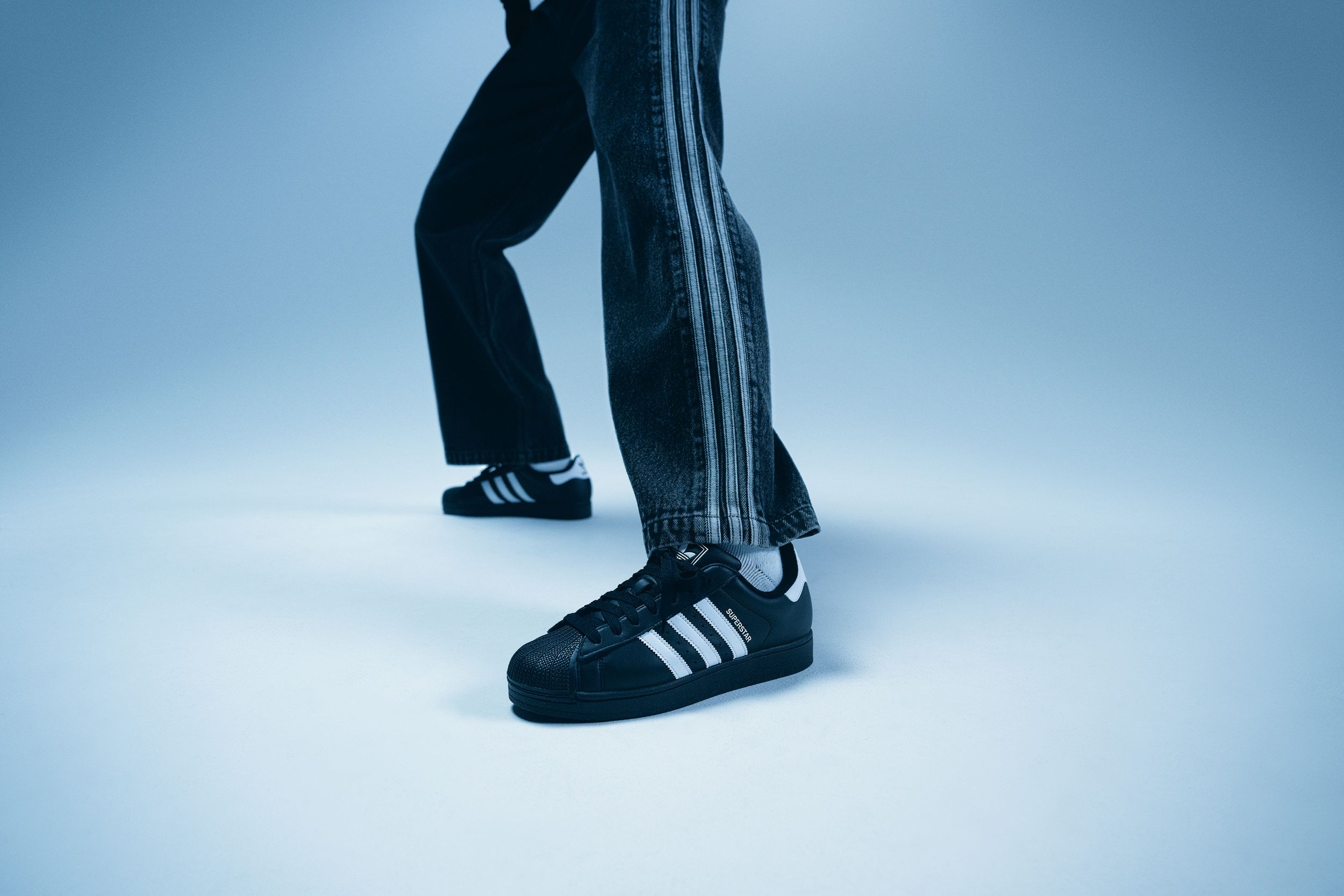 adidas Men's Superstar II Sneakers