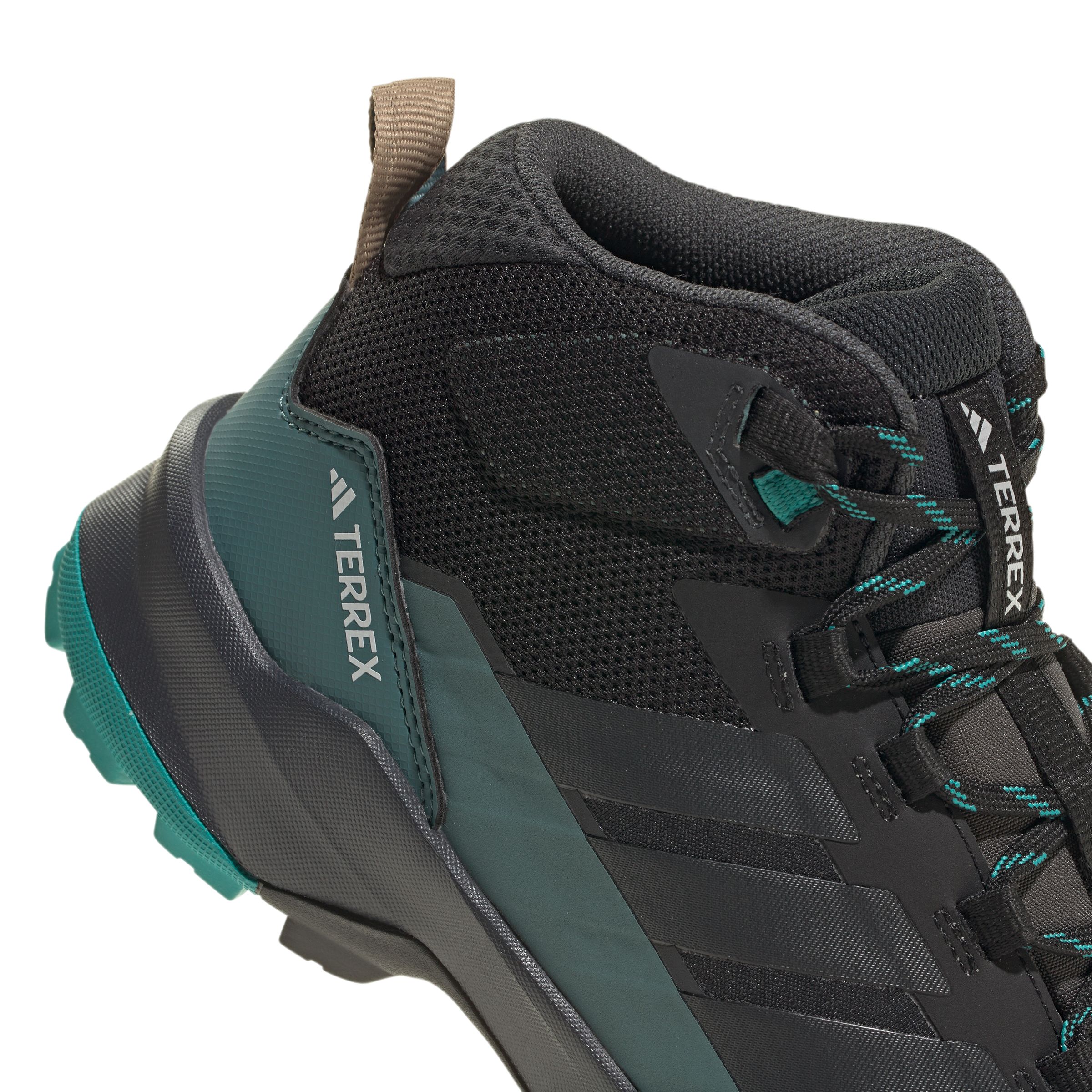 seek adidas Terrex Skychaser AX5 Mid GORE-TEX Hiking Shoes