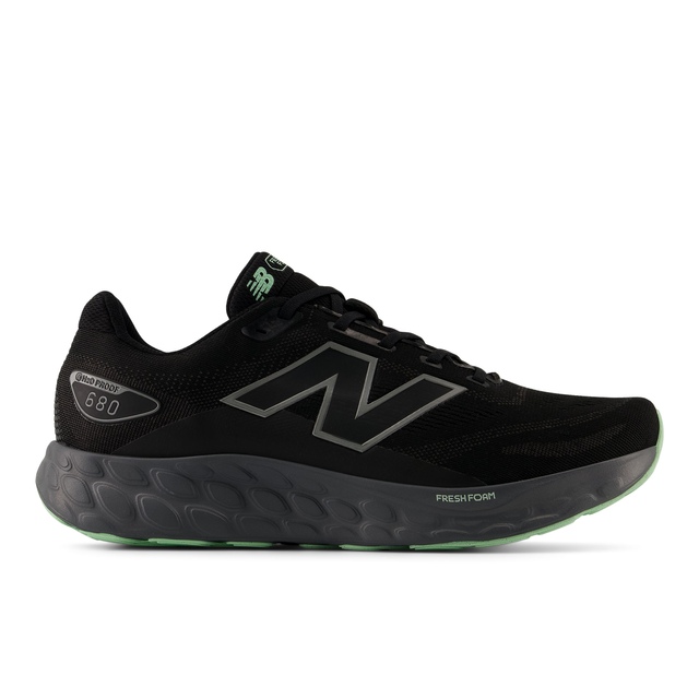 New Balance Men's M680 v8 Running Shoes