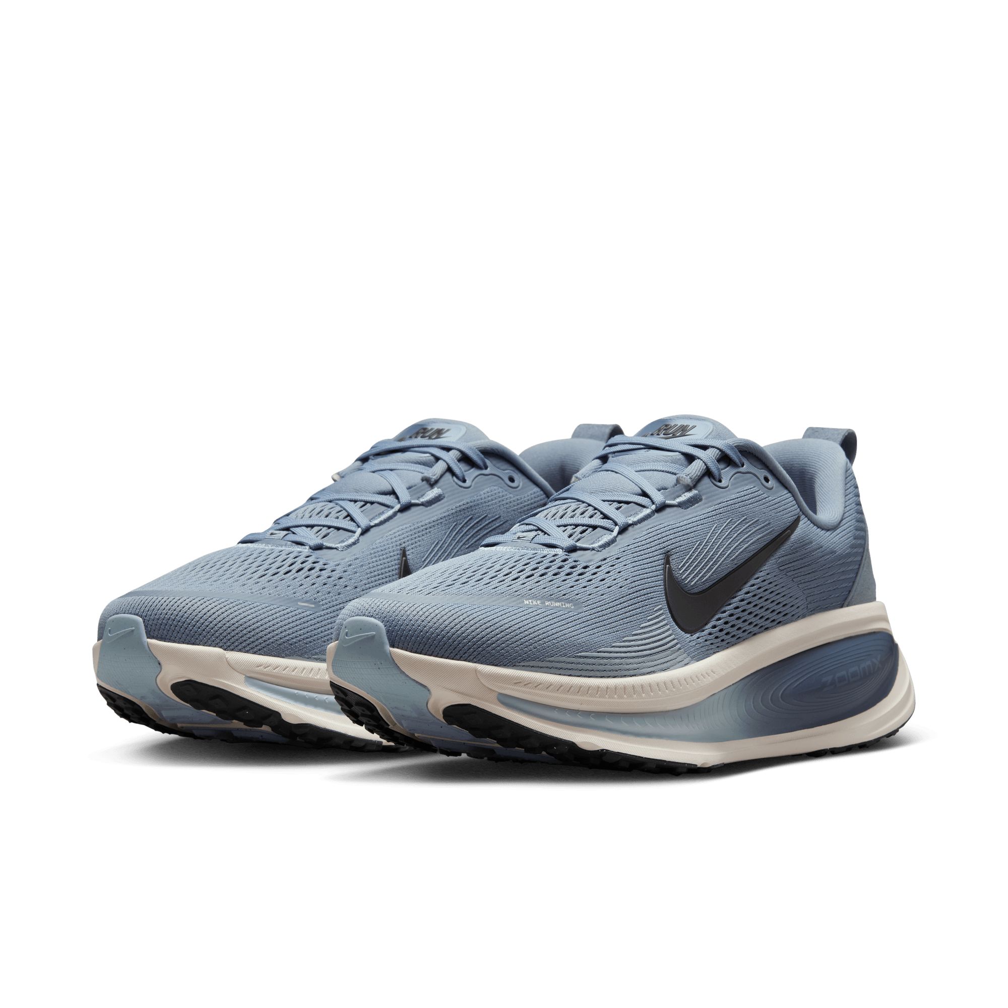 Nike Men's Air Zoom Vomero 18 Running Shoes