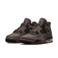 Air Jordan 4 Retro Basketball Shoes Front_Angled_Left