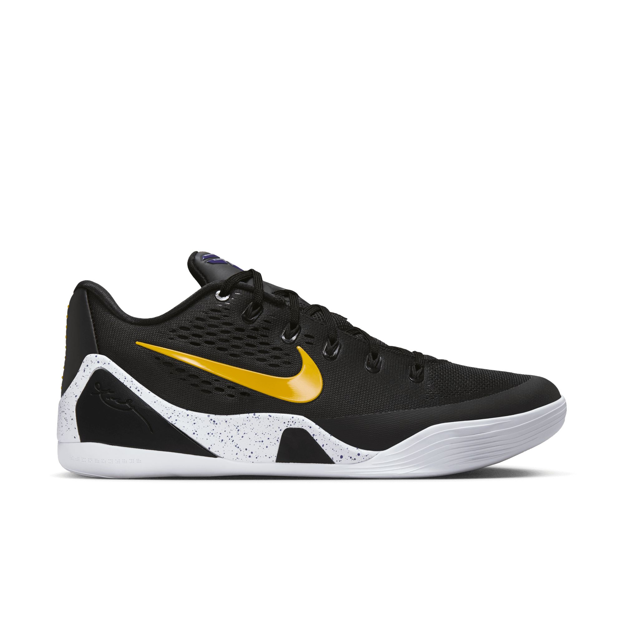 Nike Kobe IX Elite Low Relentless Basketball Shoes | SportChek