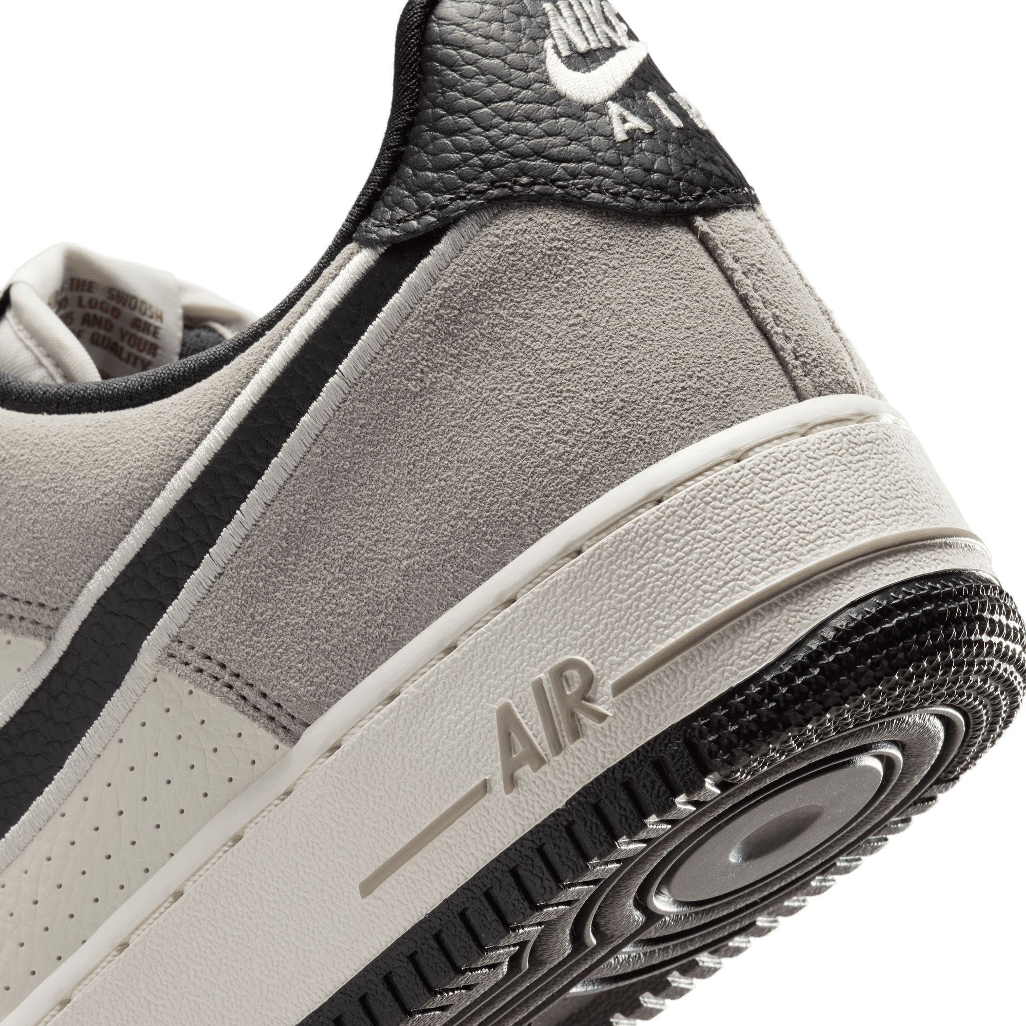 Nike Men's Air Force 1 '07 Lv8 Classic Streetwear Sneakers