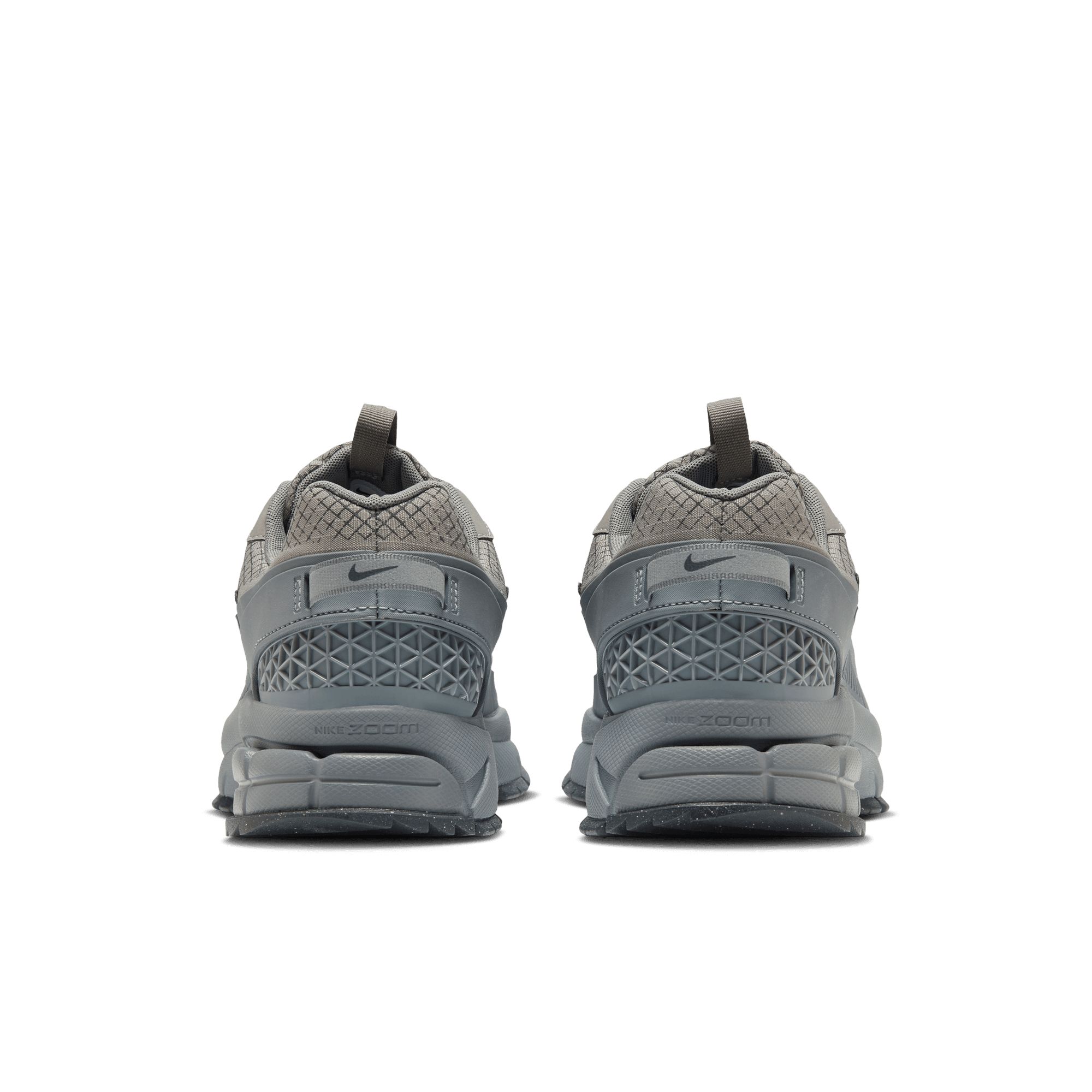 Nike Men's Zoom Vomero Comfortable City Shoes