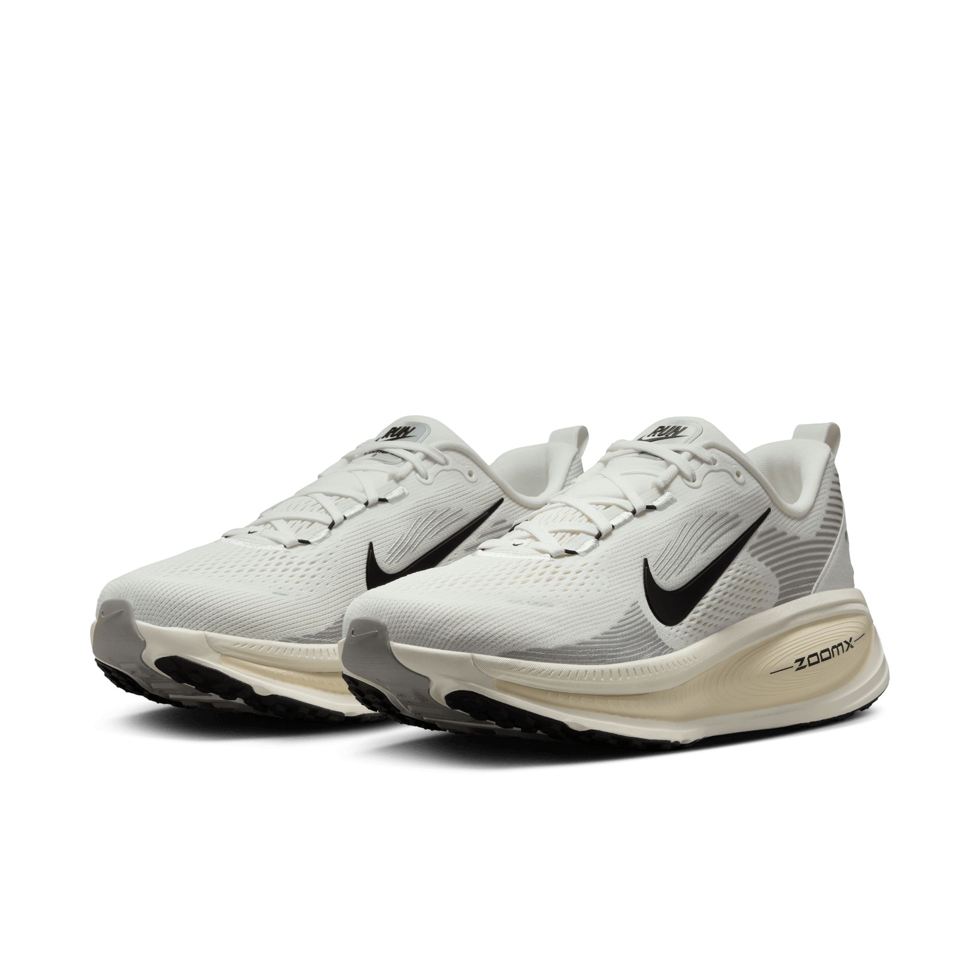 Nike Men's Air Zoom Vomero 18 Running Shoes
