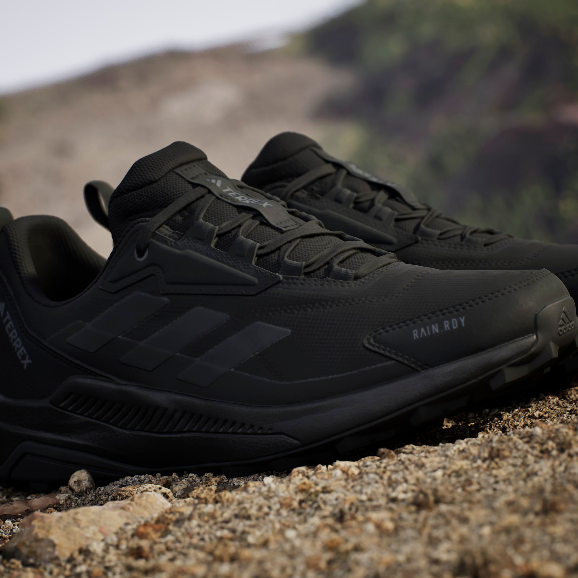 adidas Men's Terrex Anylander Low RAIN.RDY Hiking Shoes