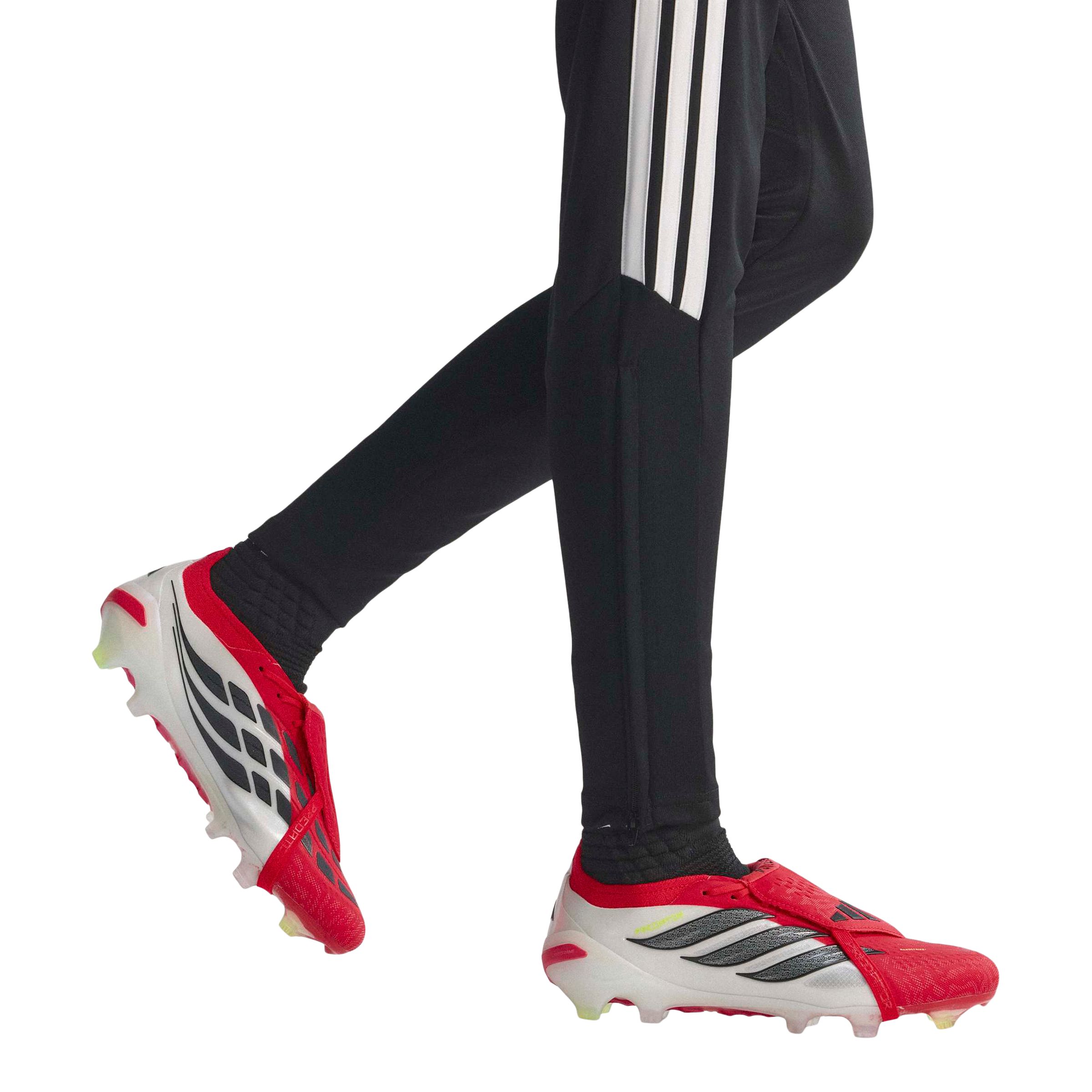 adidas Men's Predator Elite Football Firm Ground Cleats