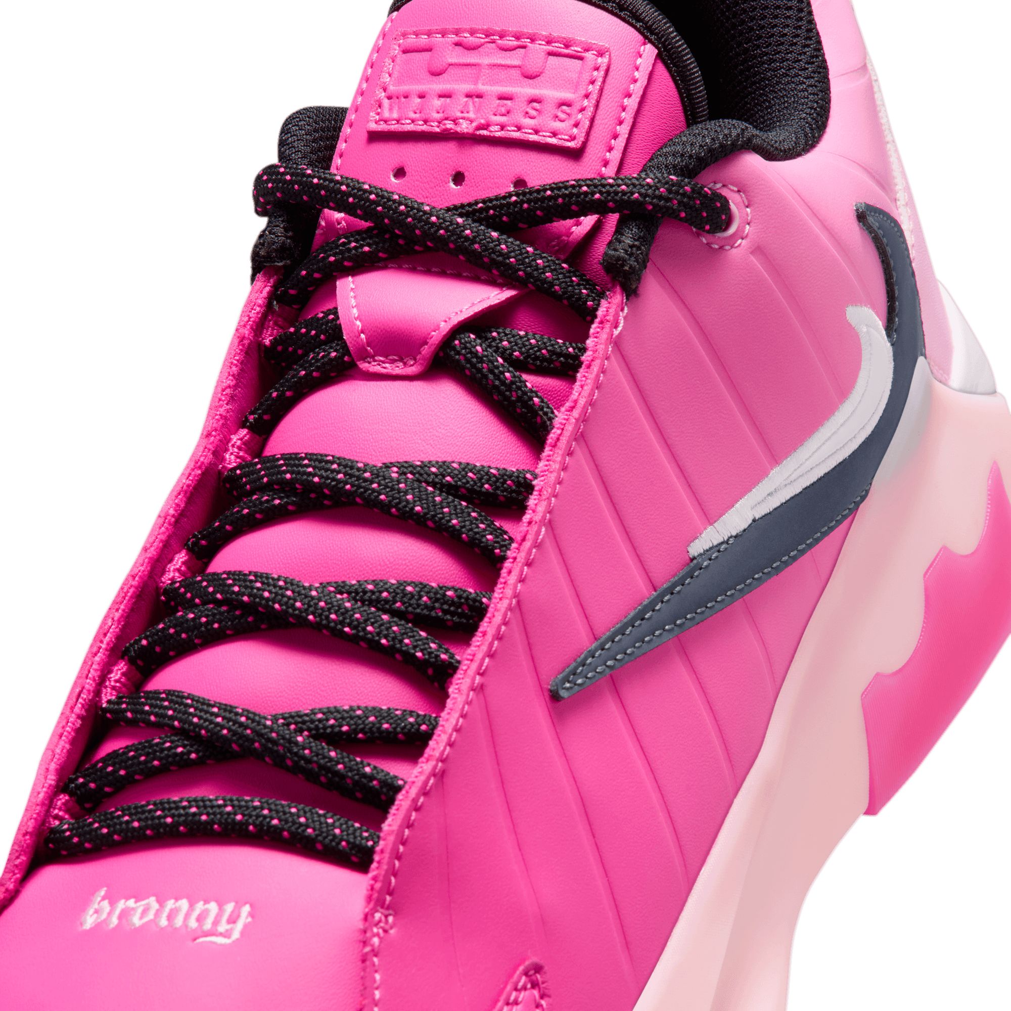 Nike LeBron Witness IX Basketball Shoes