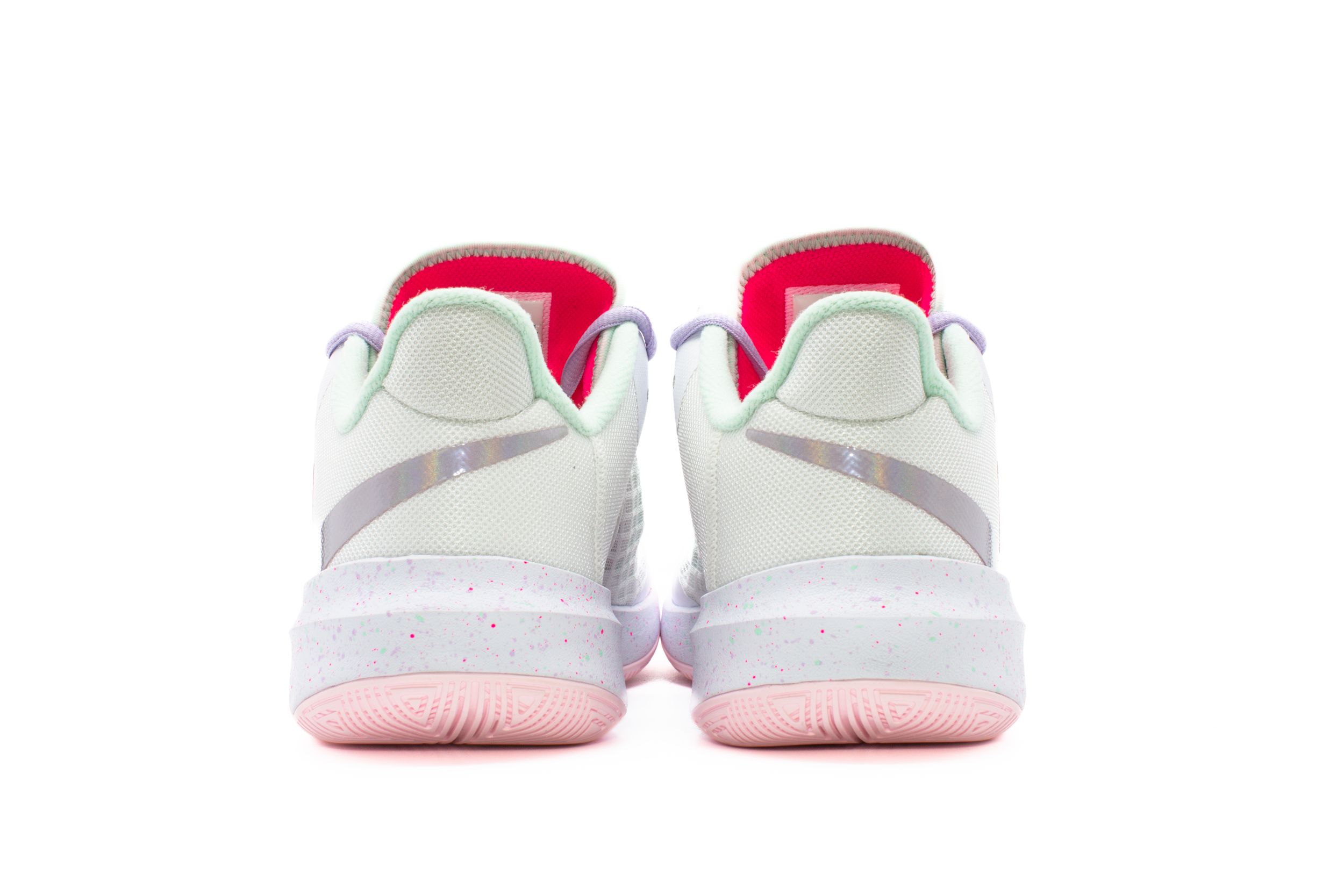 Nike Women's Hyperspeed Court Se Lightweight Indoor Volleyball Shoes