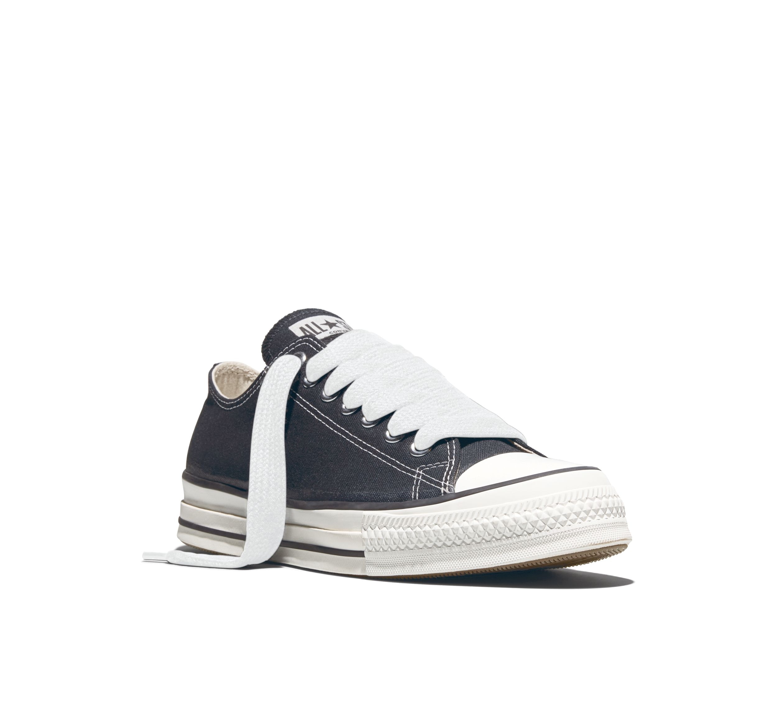 Converse Men's Chuck Taylor Ox Throwback 90s Street Style Shoes