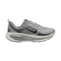 Nike Men's Air Zoom Vomero 18 Running Shoes