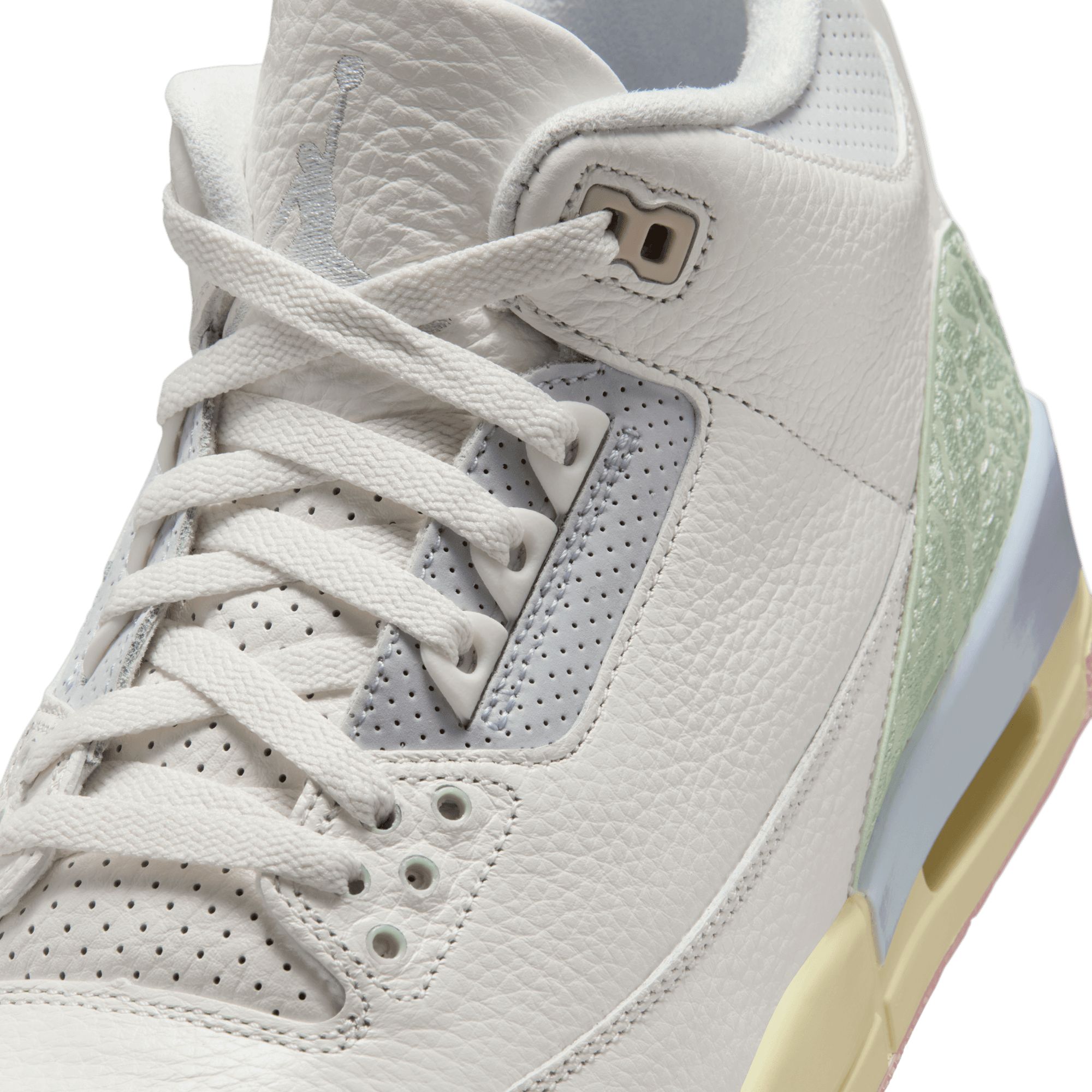 Nike Men's Air Jordan 3 Retro Basketball Shoes