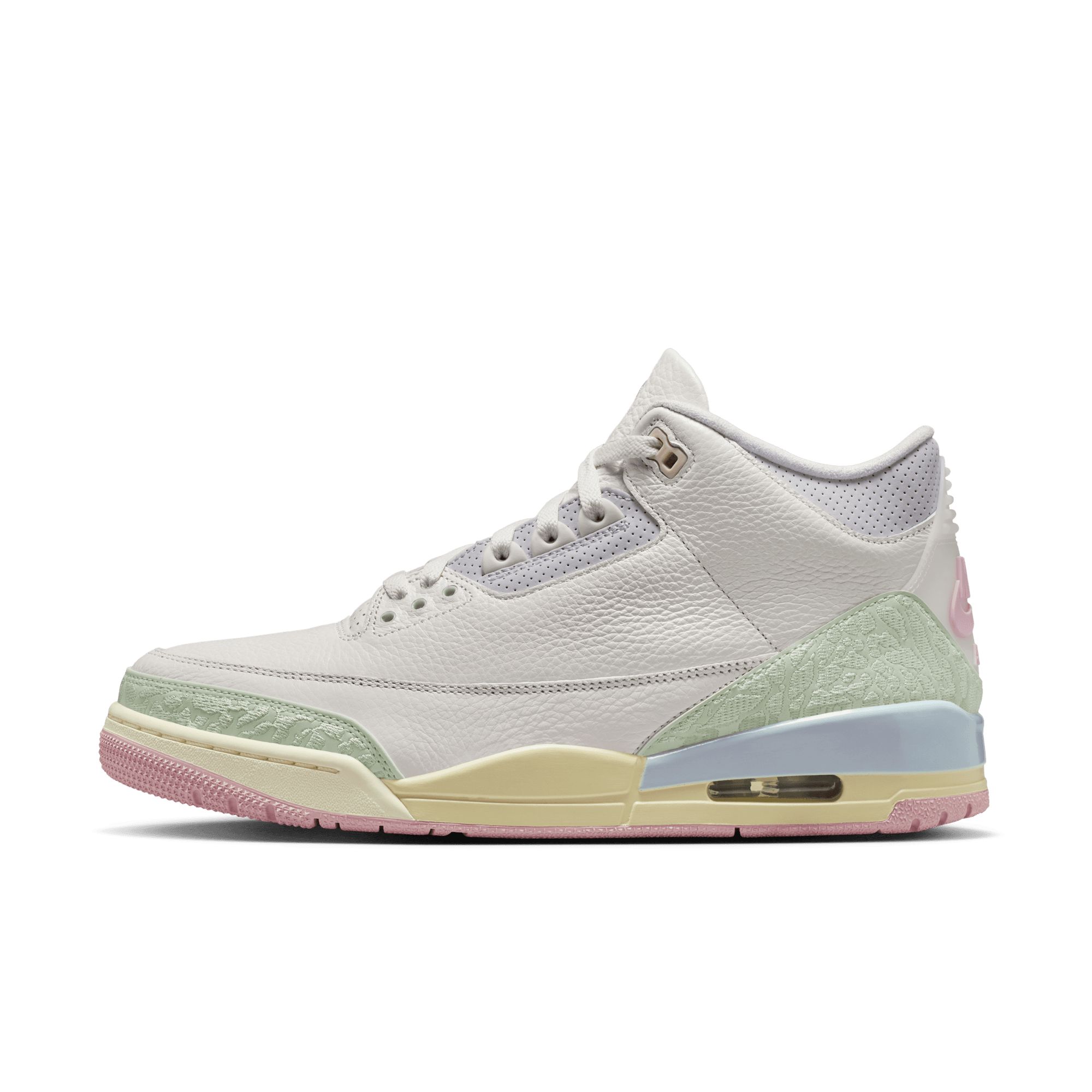Nike Men's Air Jordan 3 Retro Basketball Shoes
