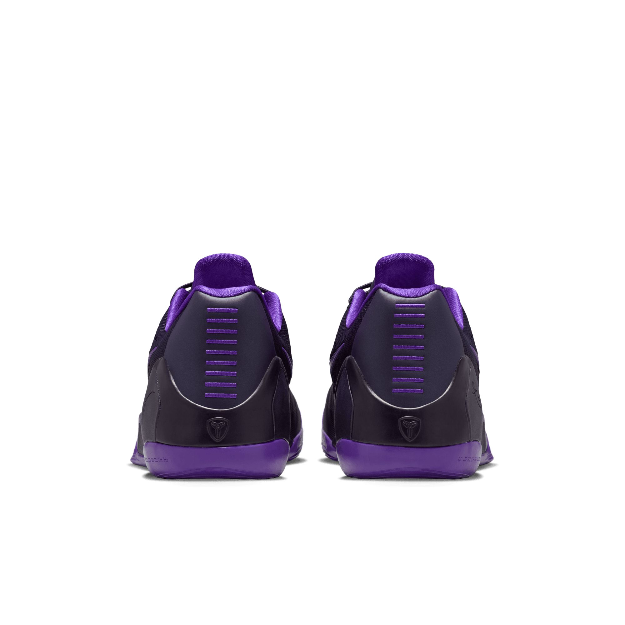 Nike Men's Kobe Bryant Stitches Low EM Basketball Shoes