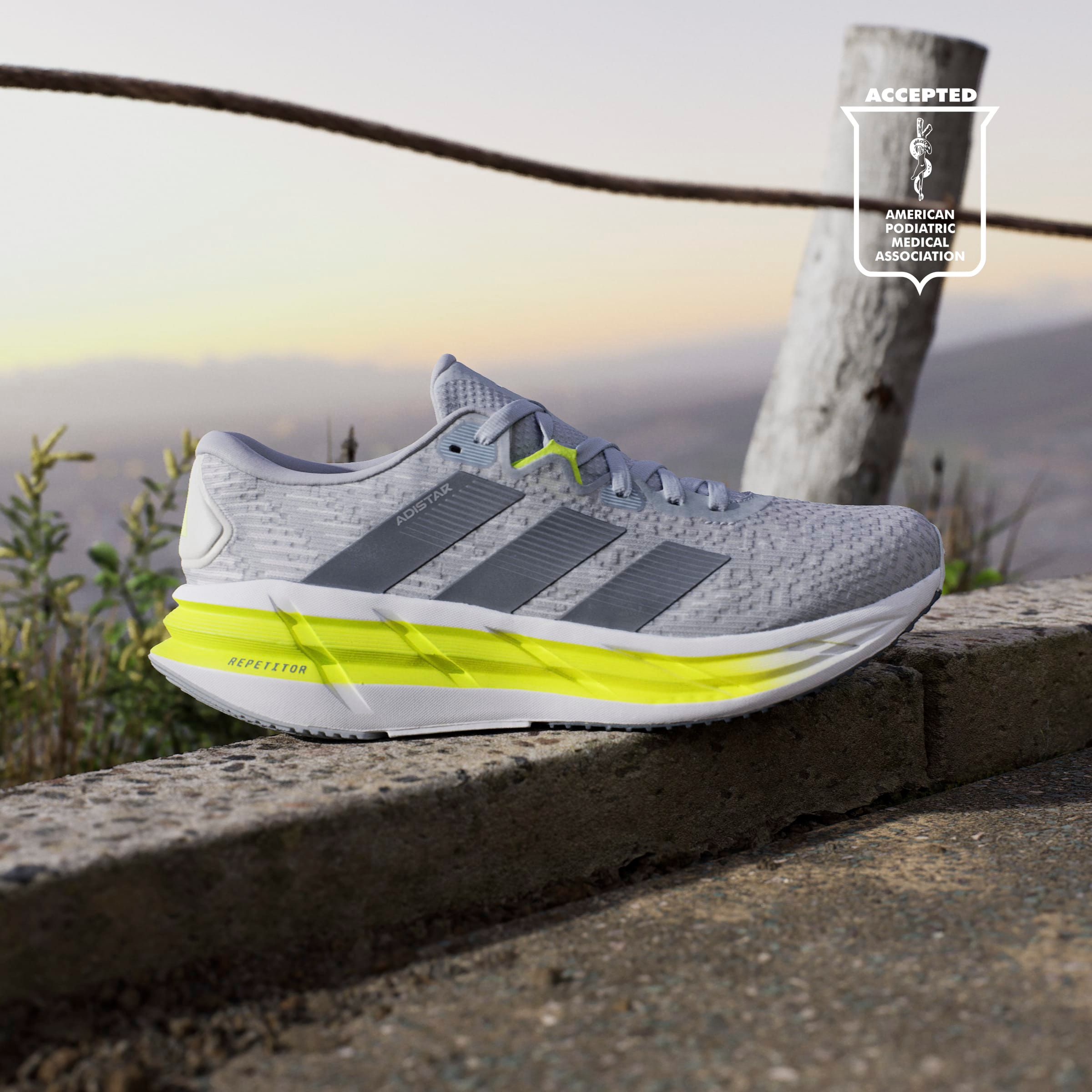 adidas Men's Adistar 4 Running Shoes