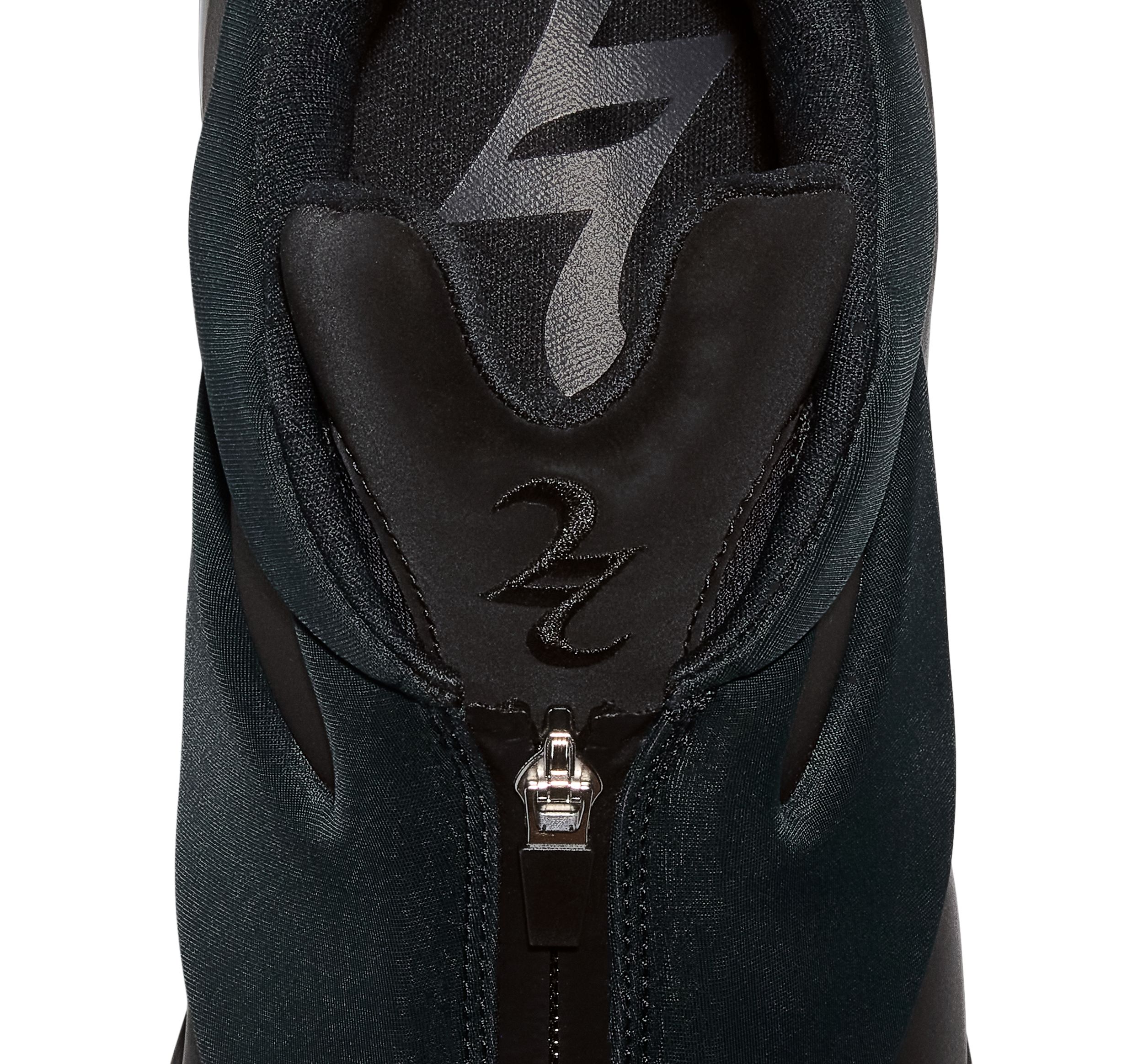 Converse SHAI 001 Unisex Basketball Shoes