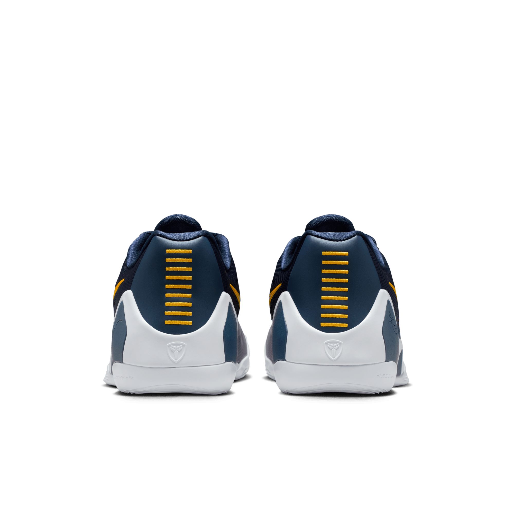 Nike Men's Kobe Stitches Low EM 2 Basketball Shoes