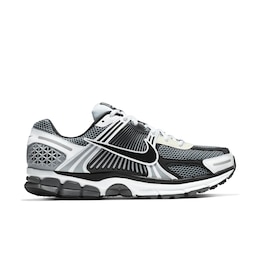 Nike Men's Zoom Vomero 5 Shoes