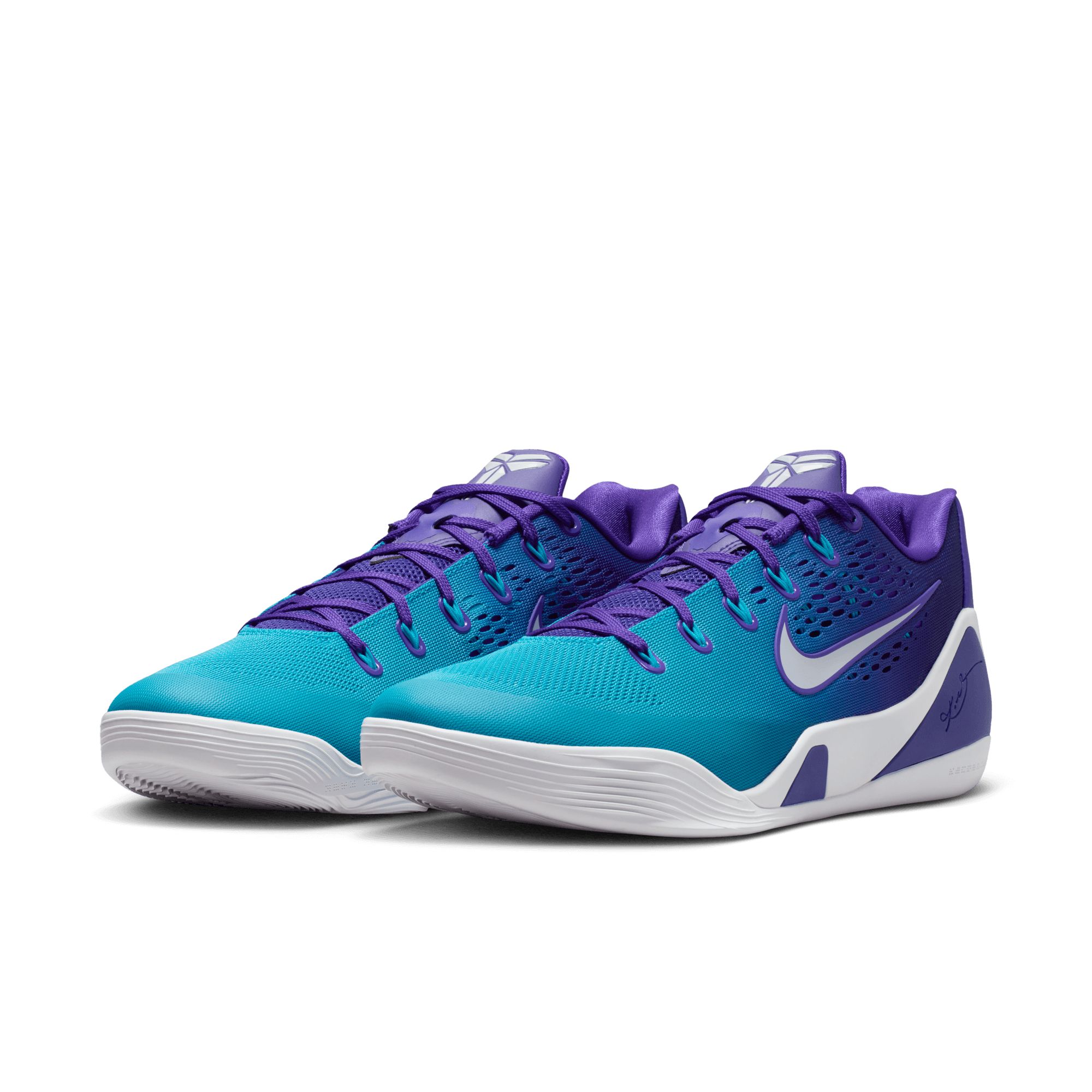 Nike Men's Kobe Stitches Low EM Basketball Shoes