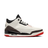 Nike Men's Air Jordan 3 Retro Basketball Shoes Side_Right