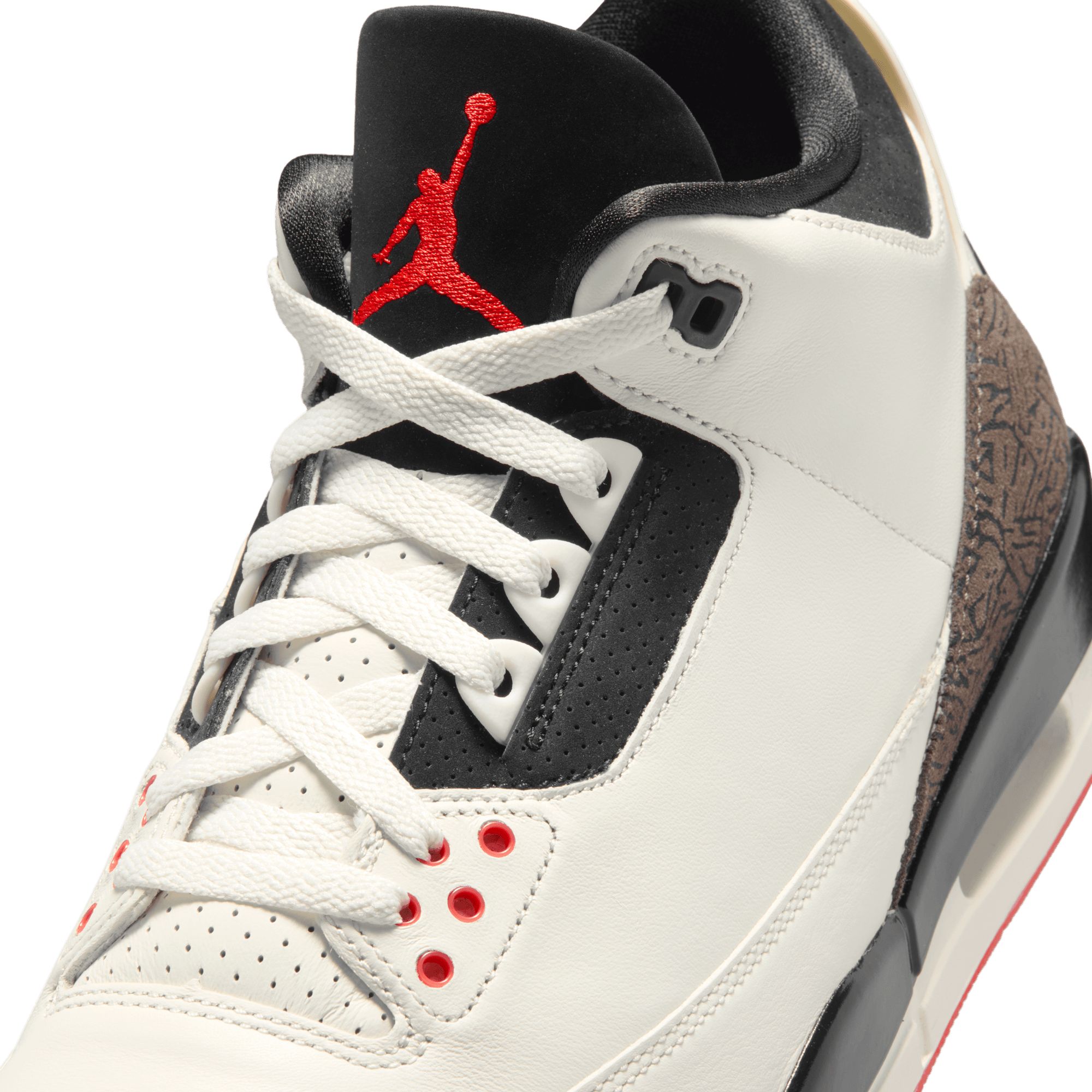 Nike Men's Air Jordan 3 Retro Basketball Shoes