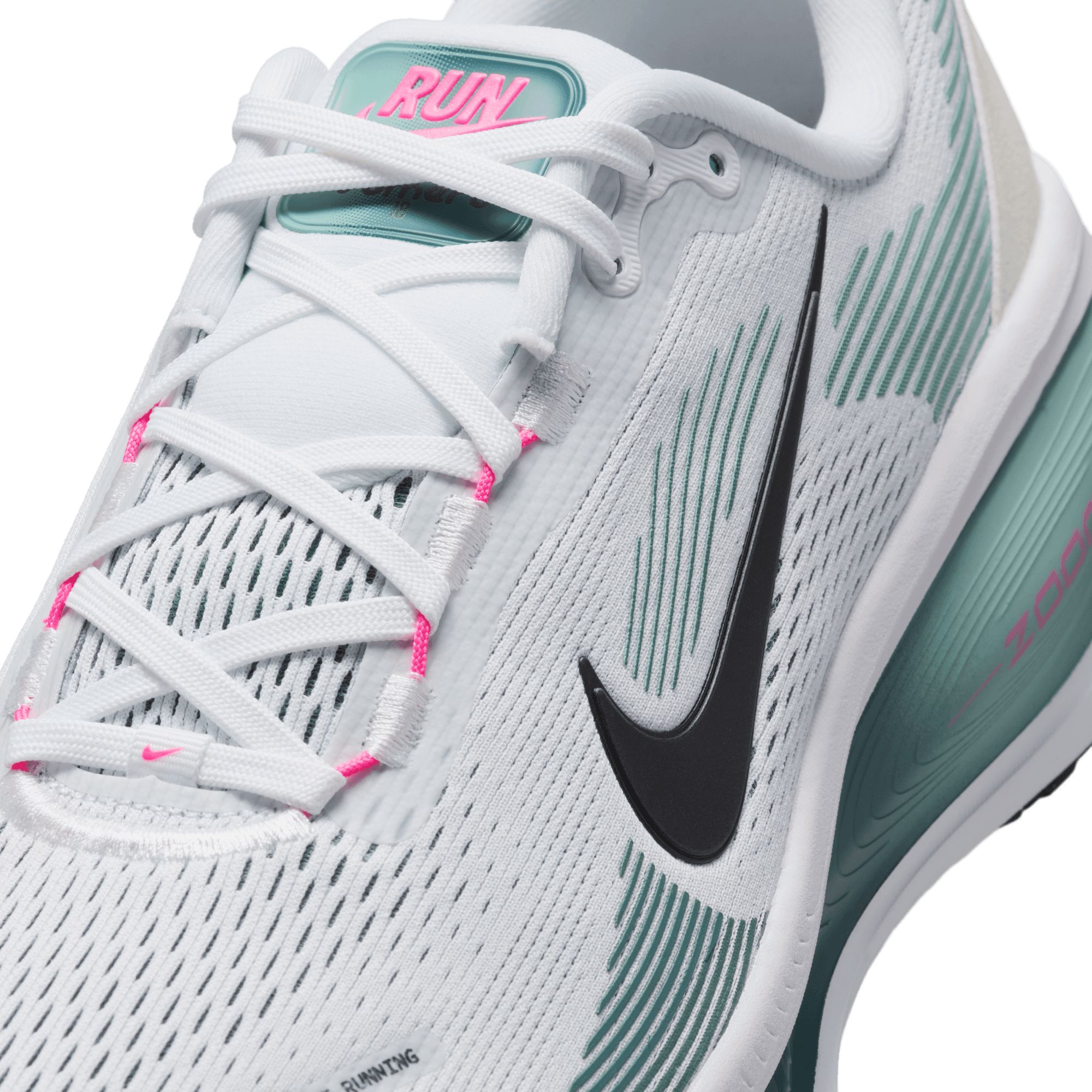 Nike Men's Air Zoom Vomero 18 Running Shoes