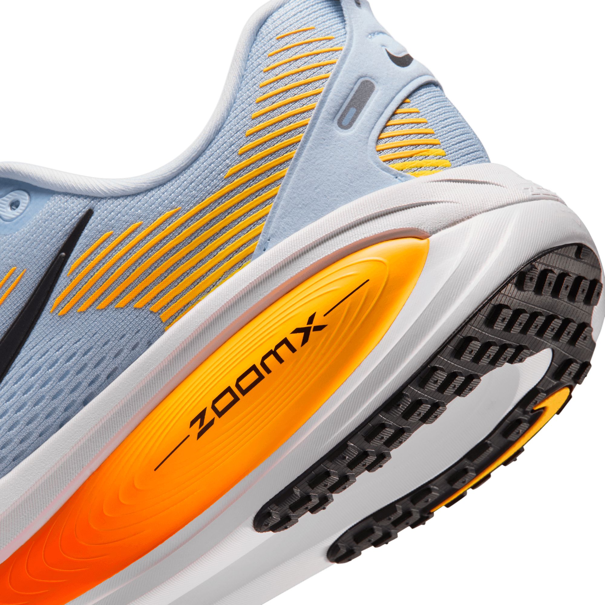 Nike Men's Air Zoom Vomero 18 Running Shoes