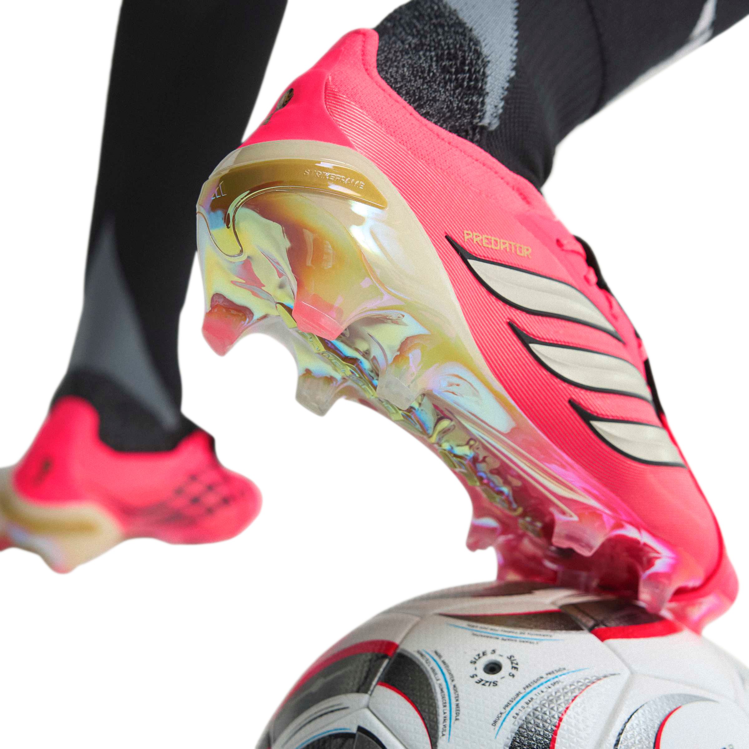adidas Men's Predator Elite Football Firm Ground Cleats with Primeknit for Precision