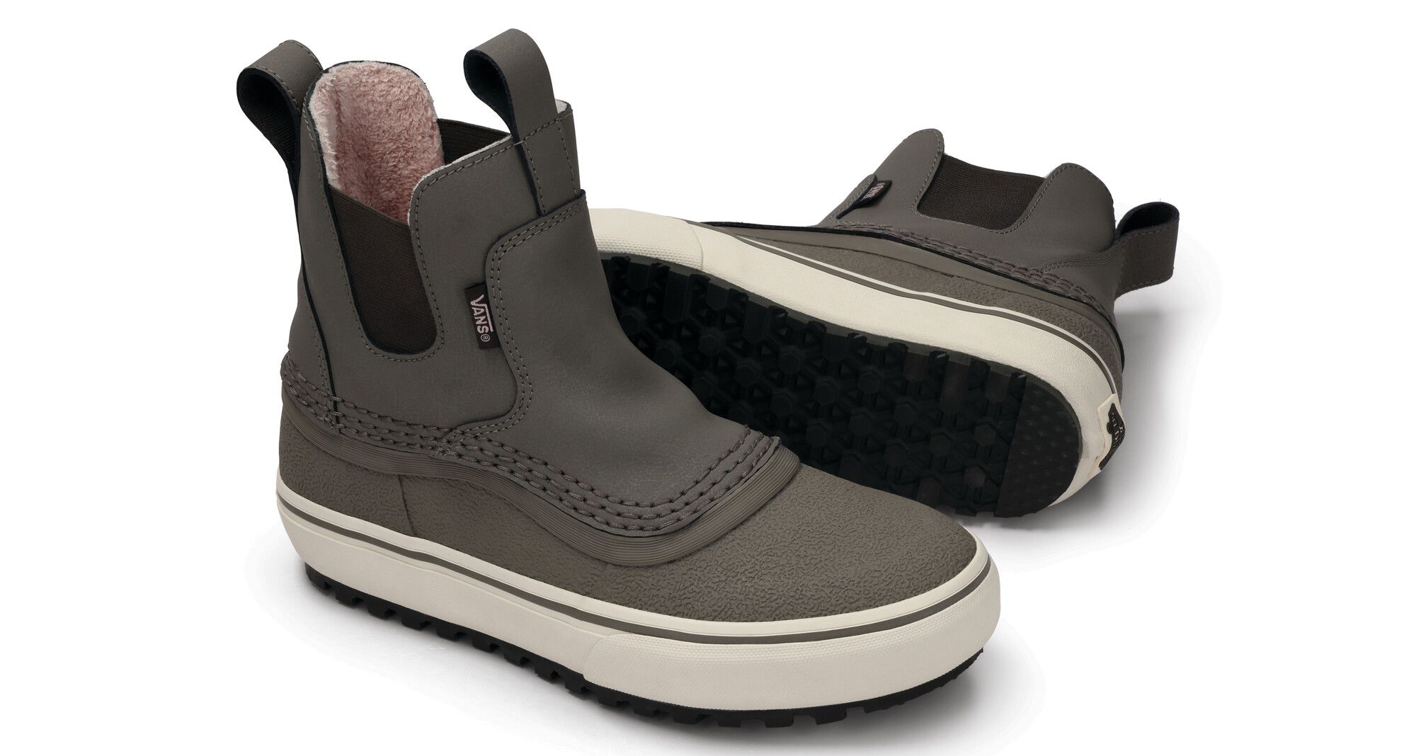 Vans Men's Mte Standard Medium Waterproof Chelsea Boots