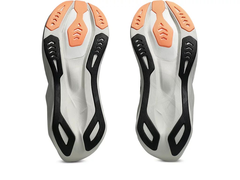 ASICS Men's NOVABLAST 6 Running Shoes