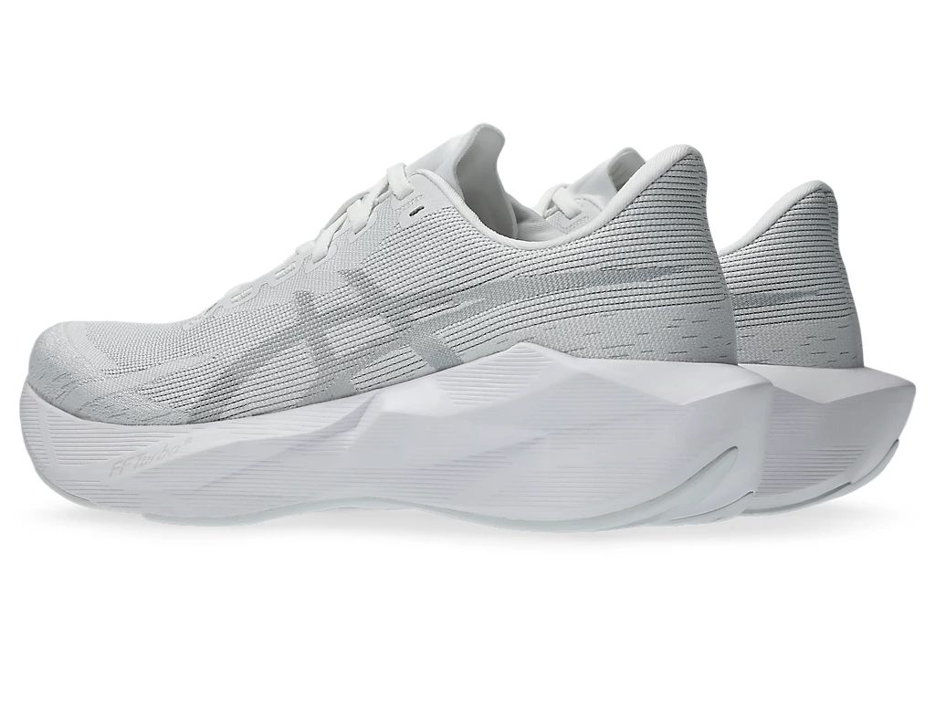 ASICS Men's NOVABLAST 6 Running Shoes