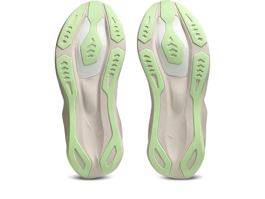 ASICS Men's NOVABLAST 6 Wide Fit Running Shoes
