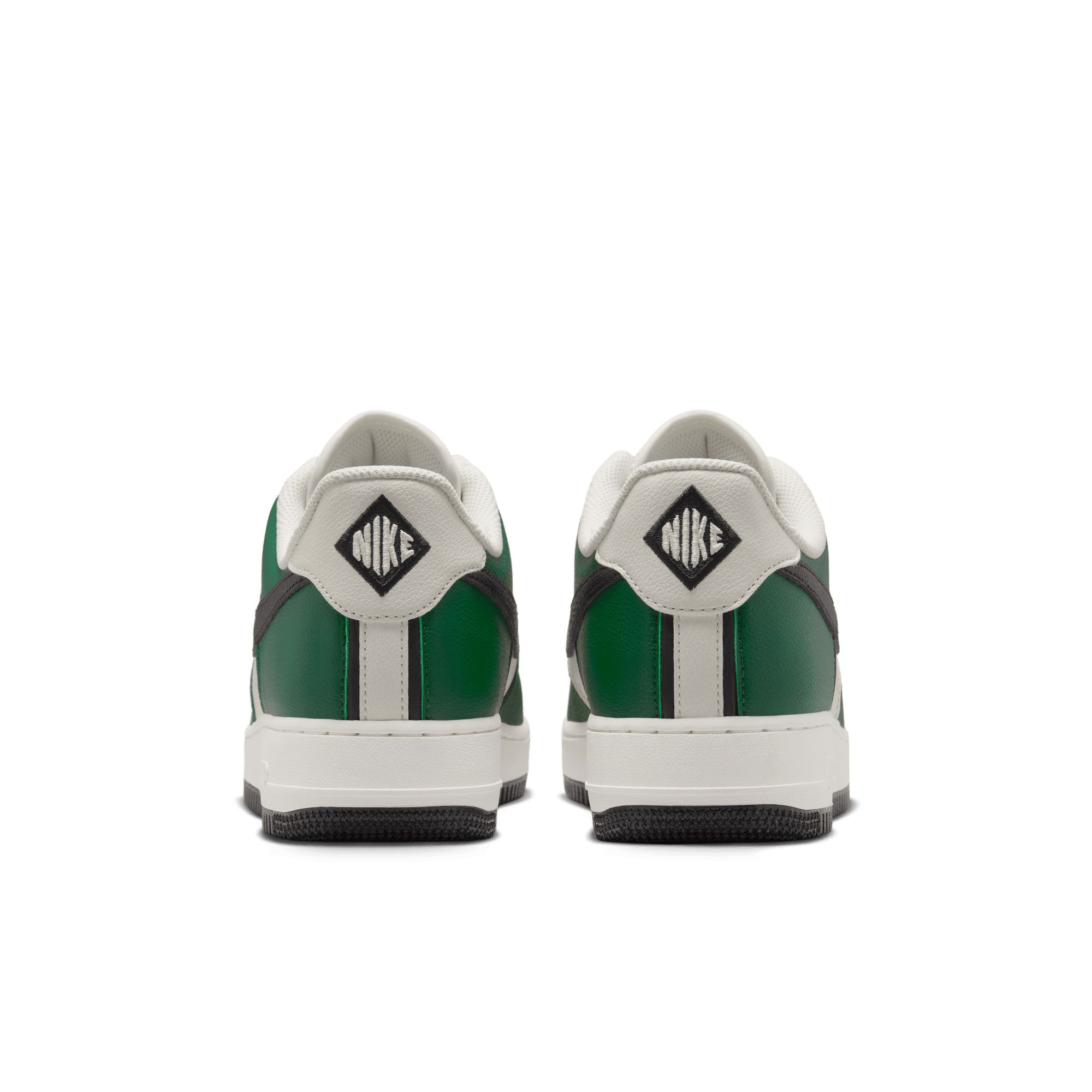 Nike Men's Air Force 1 '07 LV8 Shoes