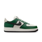 Nike Men's Air Force 1 '07 LV8 Shoes