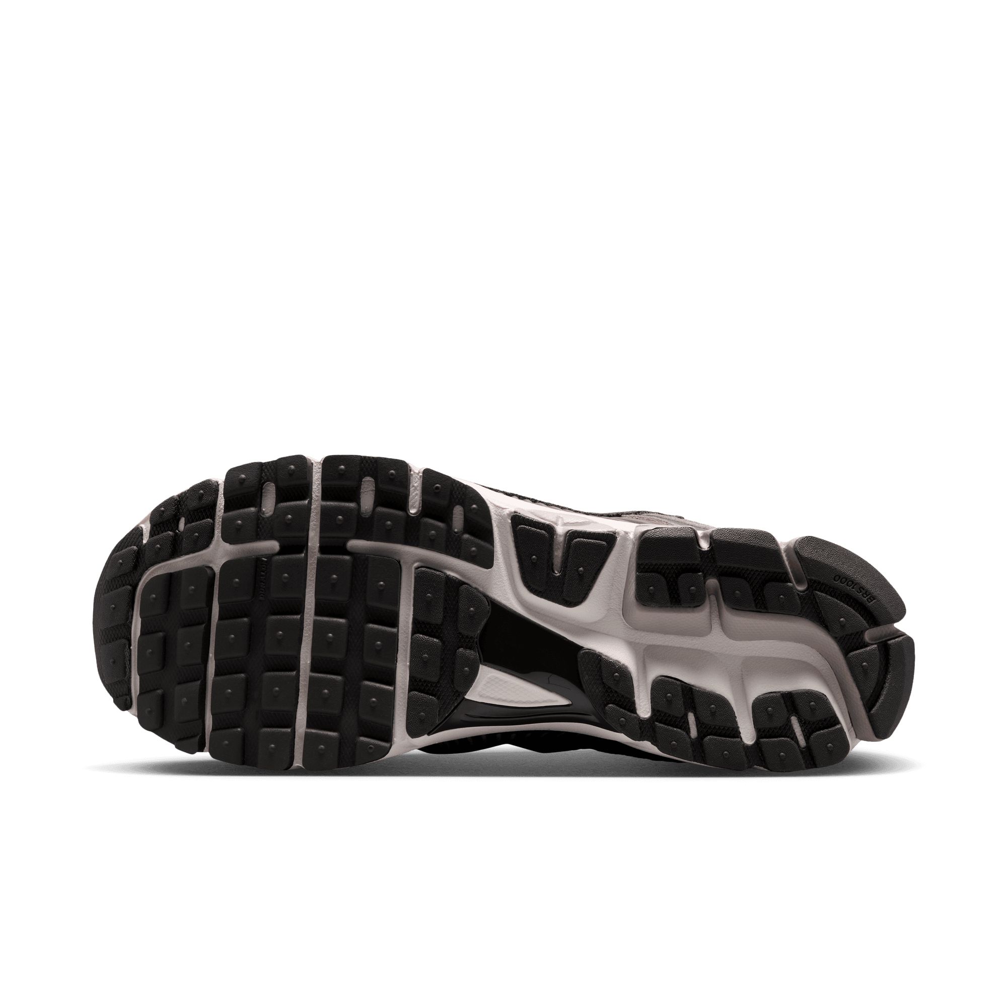 Nike Men's Zoom Vomero 5 SE Shoes