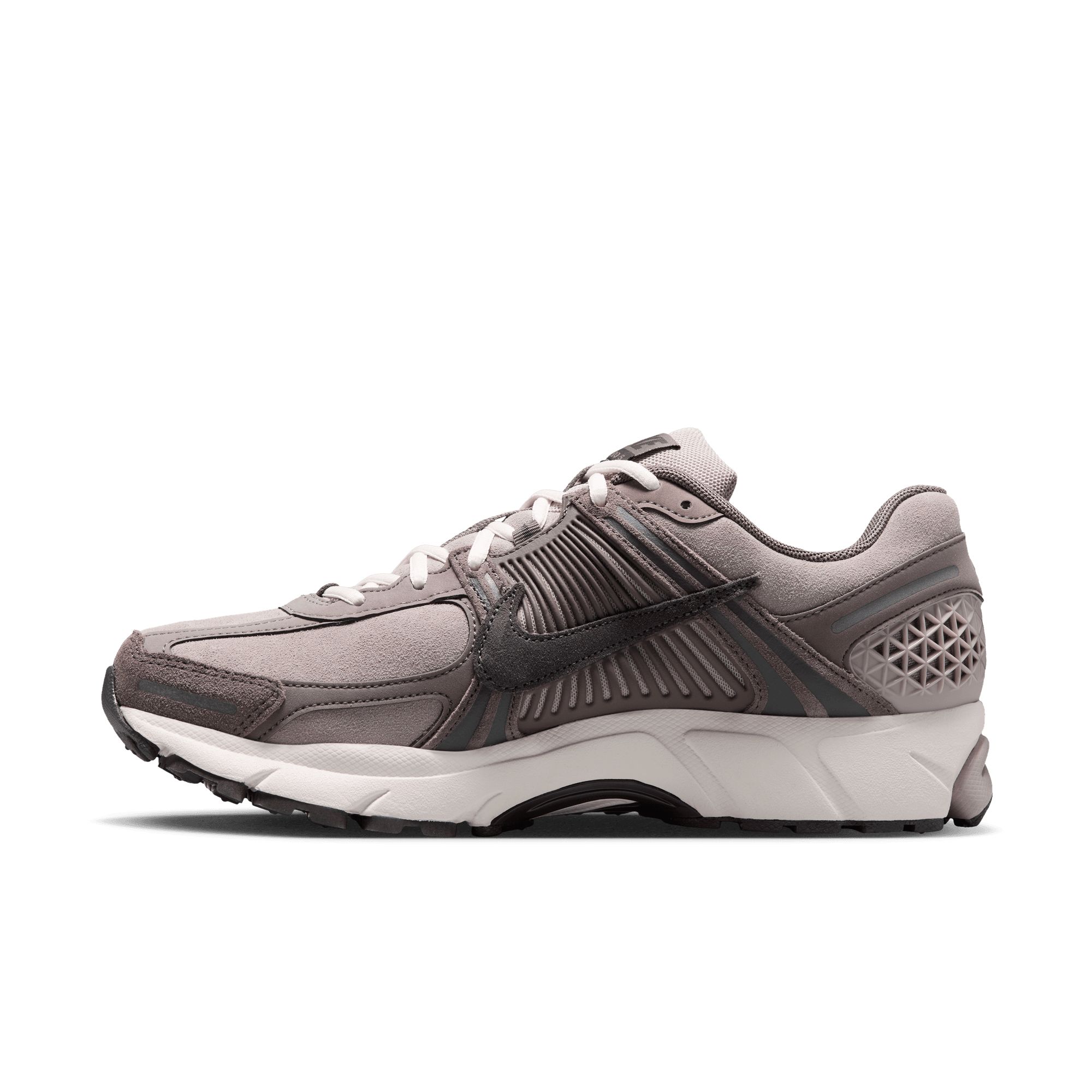 Nike Men's Zoom Vomero 5 SE Shoes
