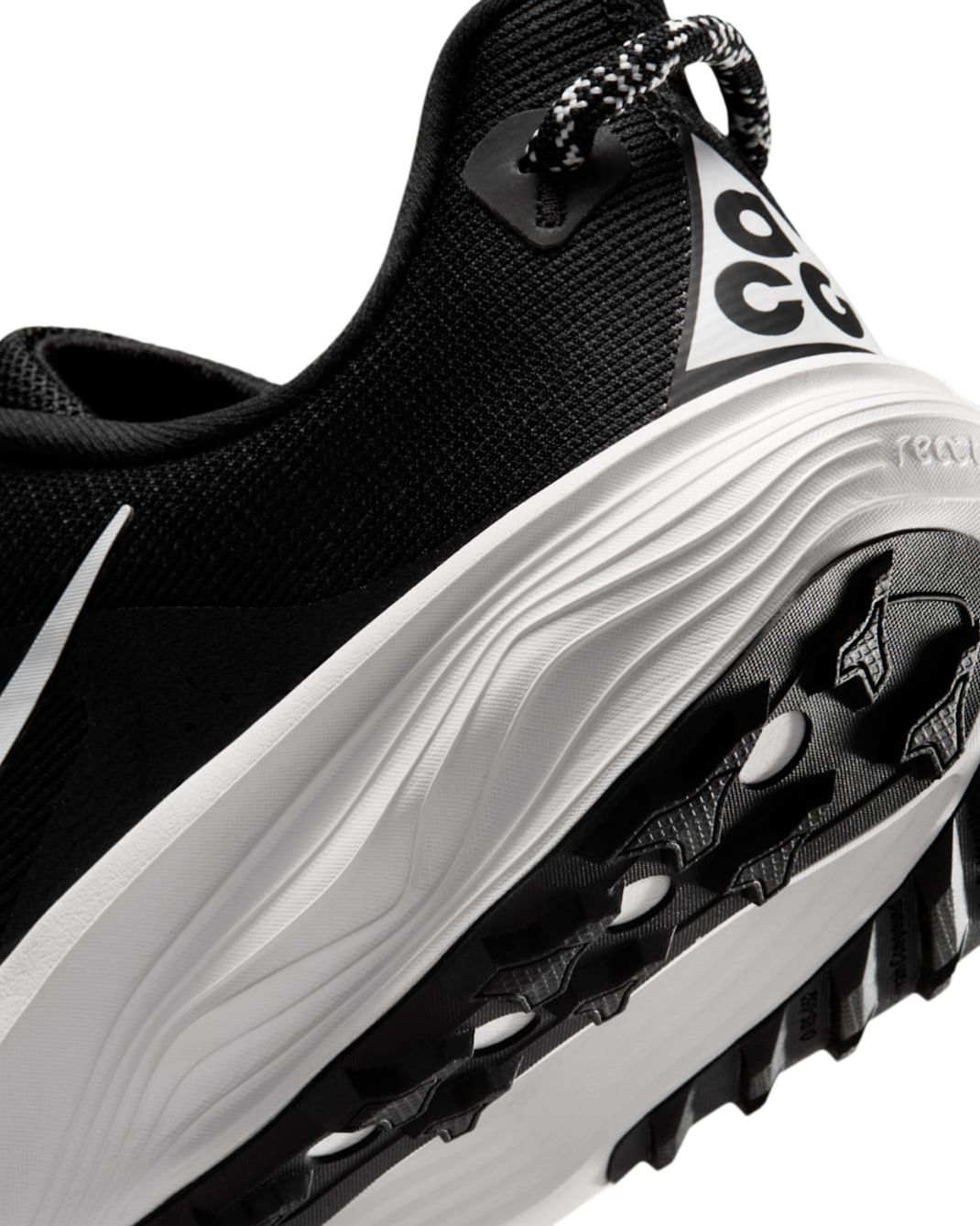 Nike Men's ACG Pegasus Trail Running Shoes