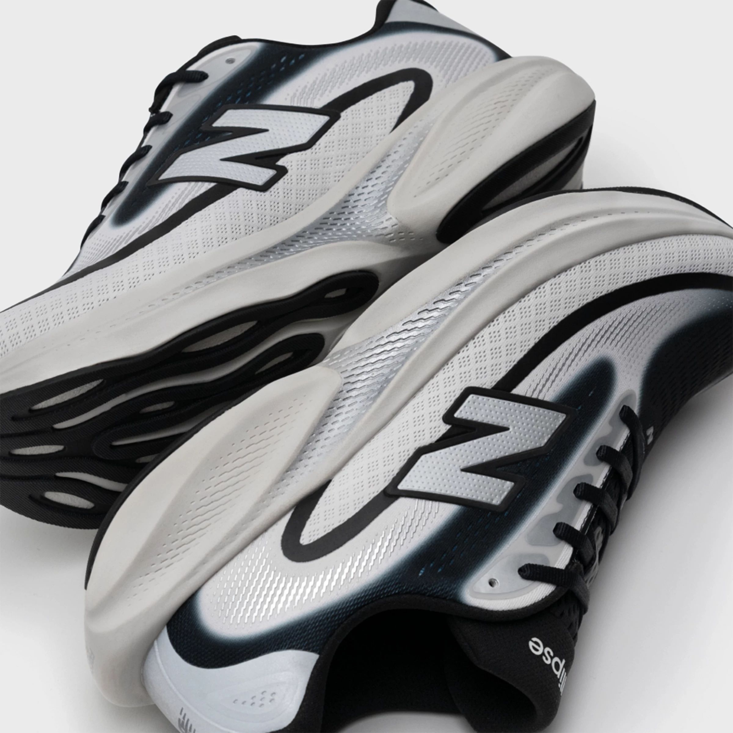 New Balance Men's Ellipse V1 Comfortable Running Shoes