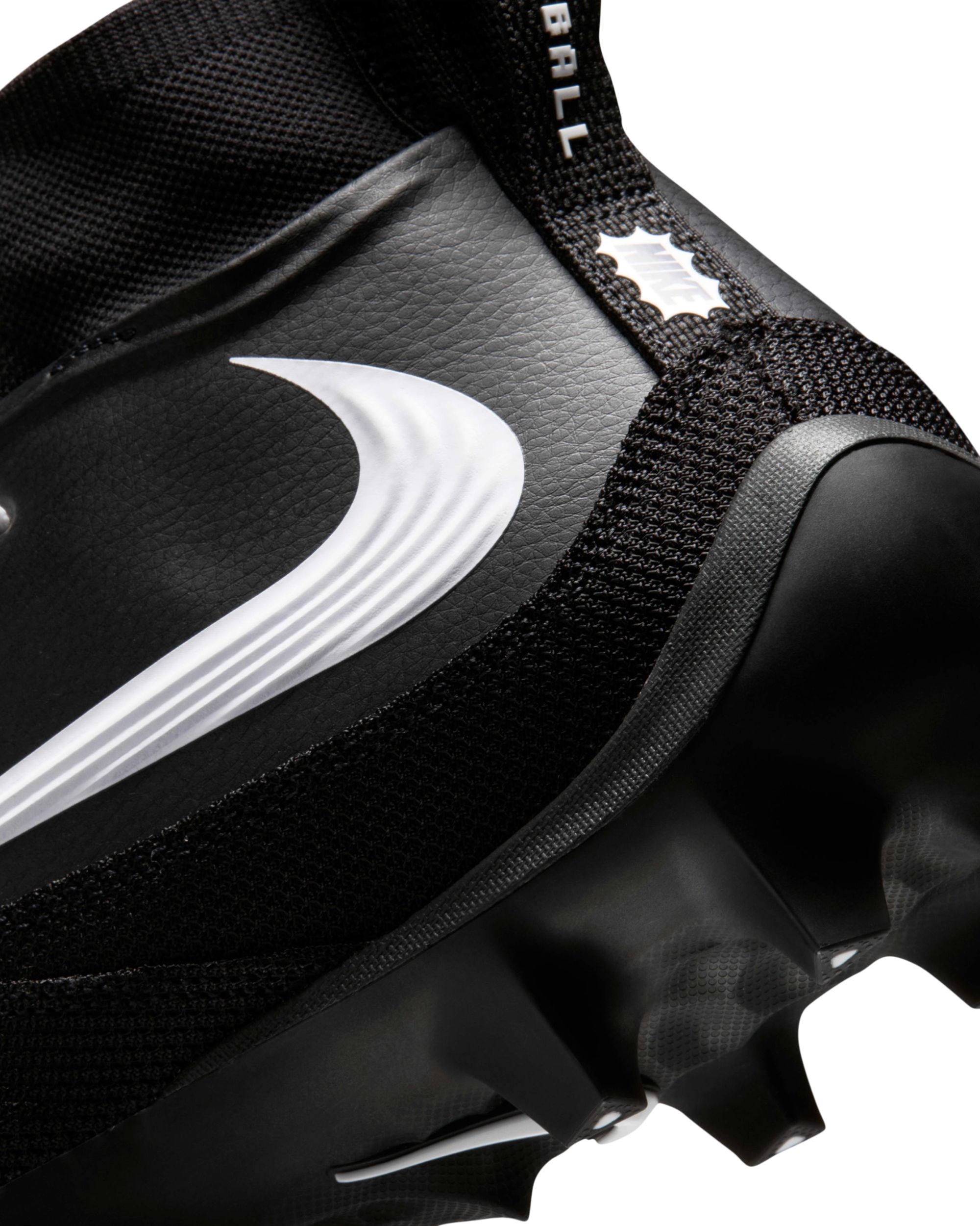 Nike Men's Alpha Menace 5 Pro Cleats
