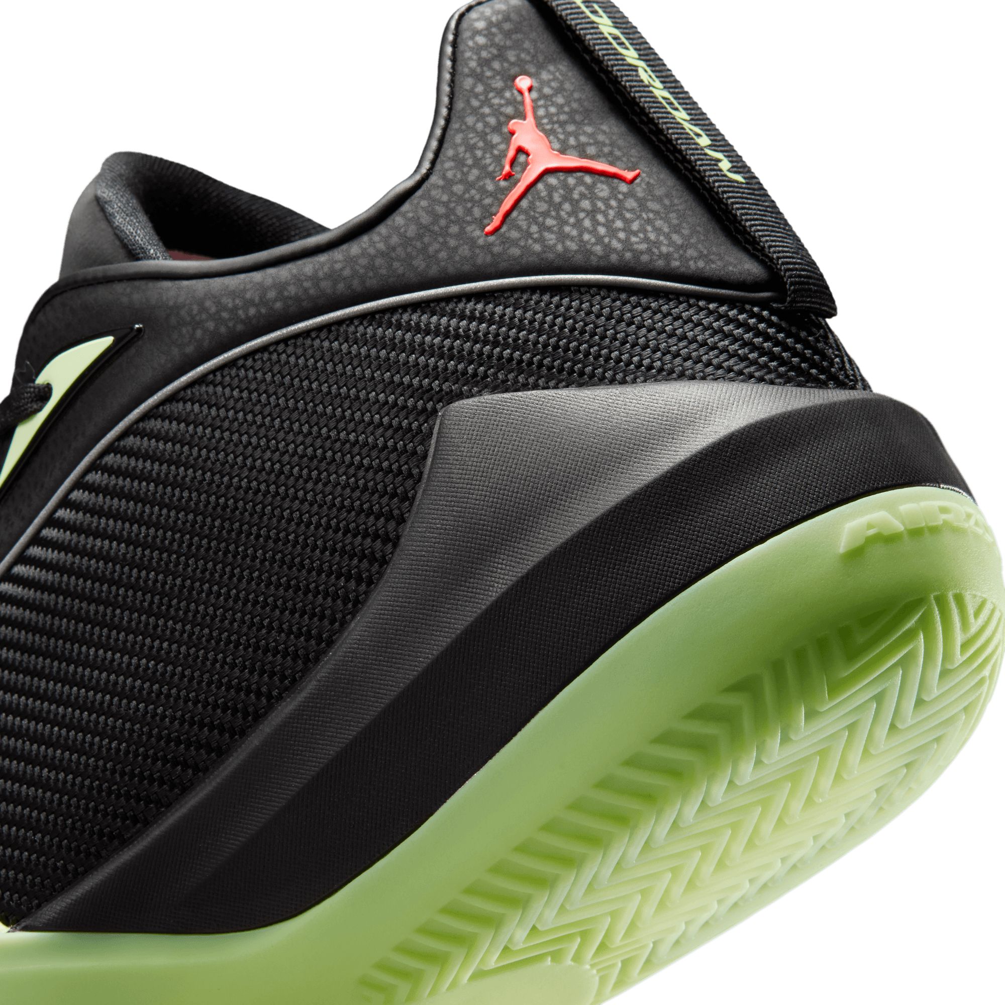 Nike Men's Jordan Triangle Basketball Shoes