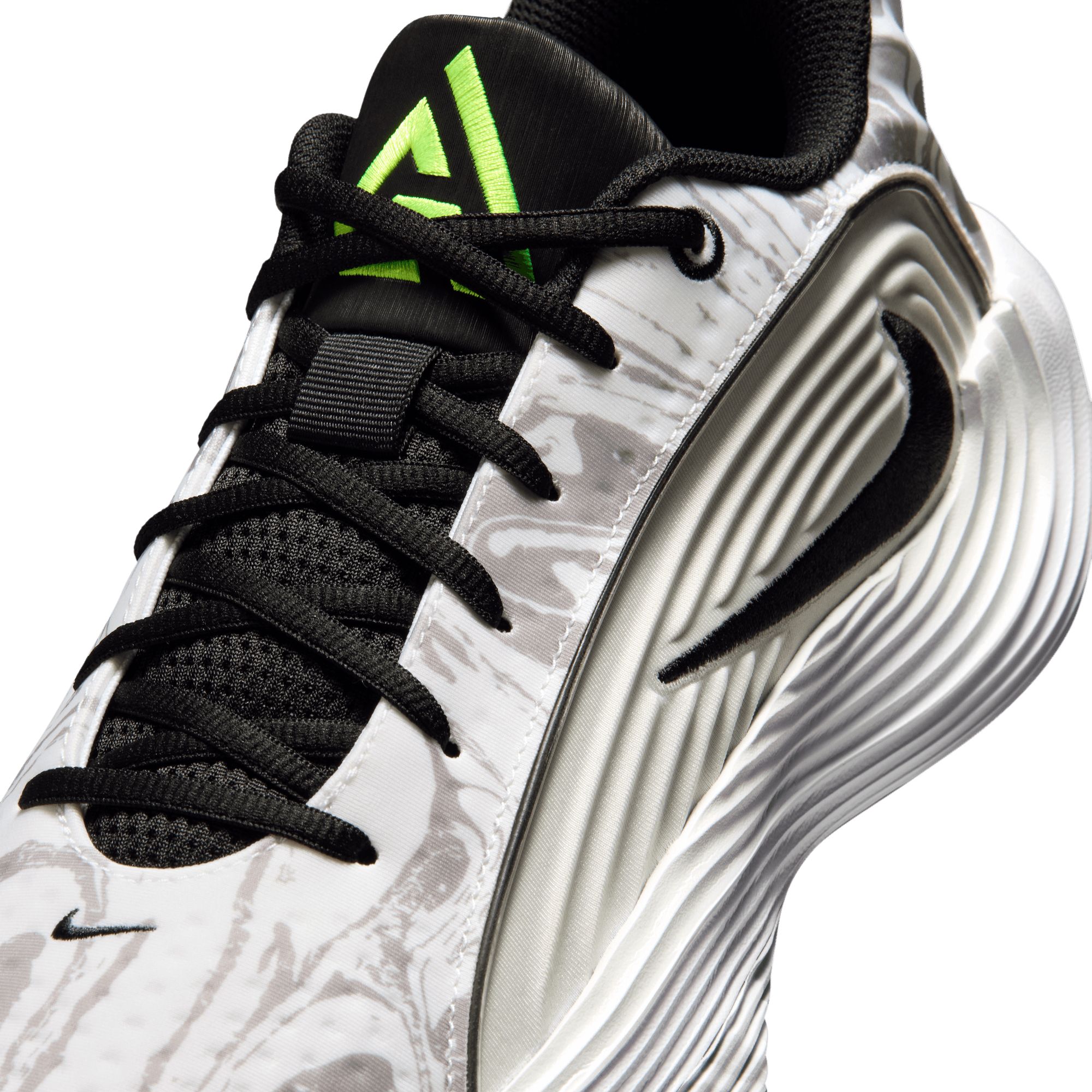 Nike Men's Giannis Immortality 5 Basketball Shoes