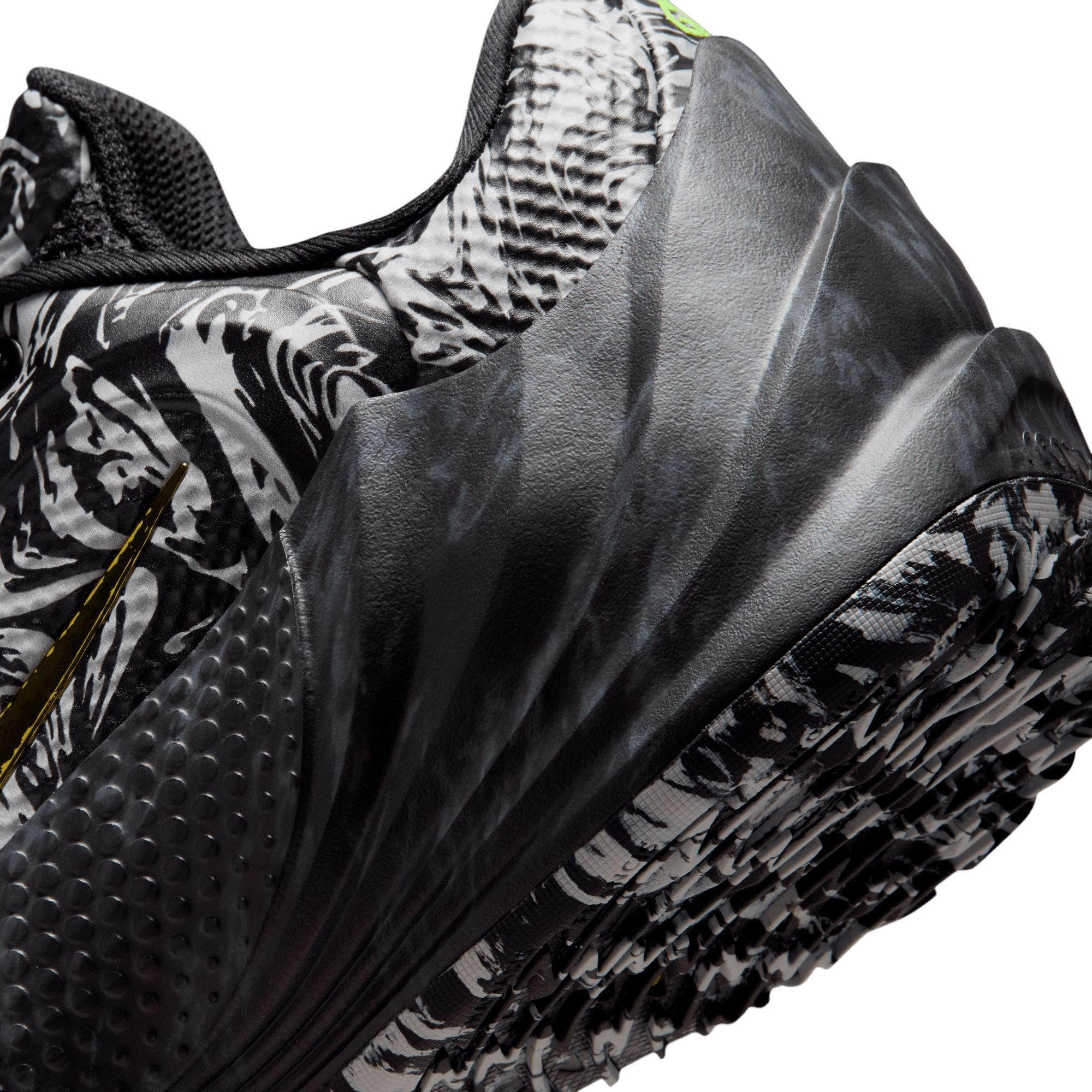 Nike Men's Giannis Freak 8 Basketball Shoes