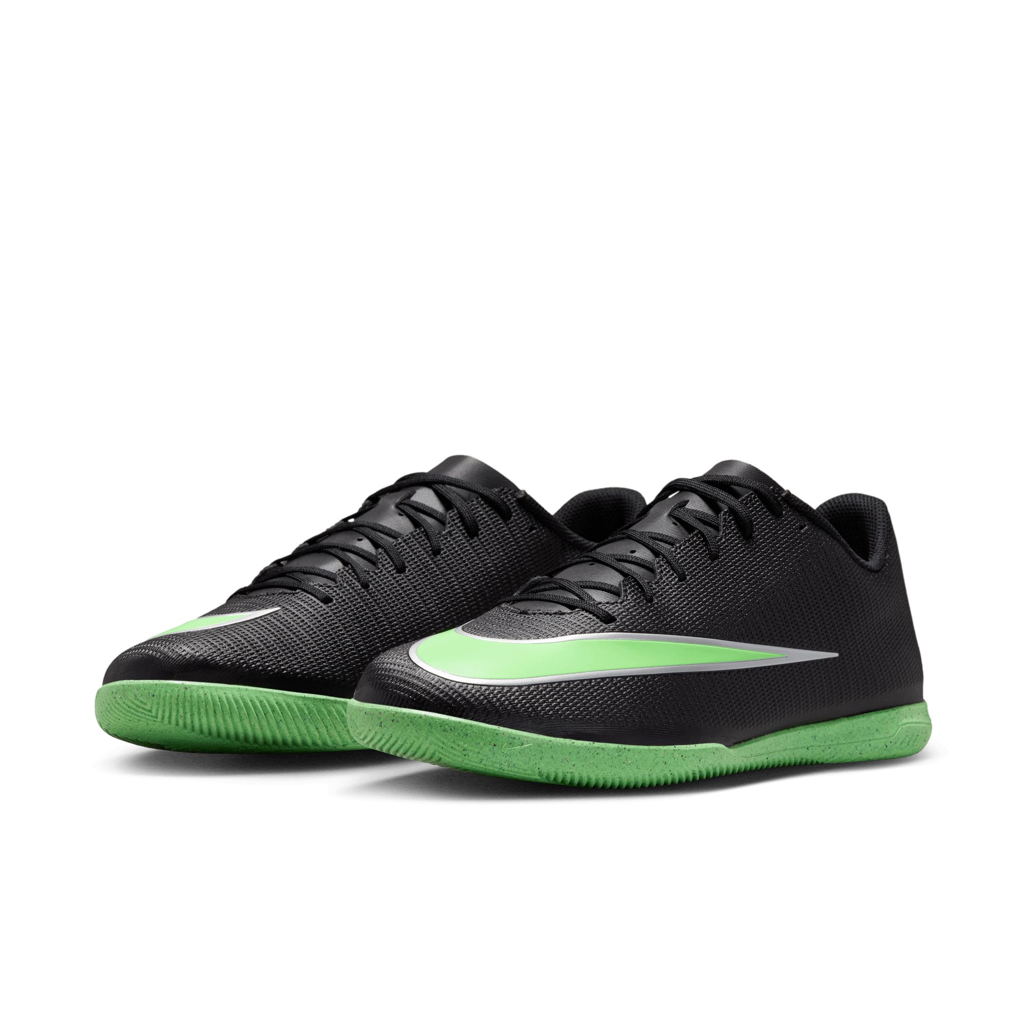 Nike Unisex Vapor 17 Club IC Indoor Soccer Shoes
