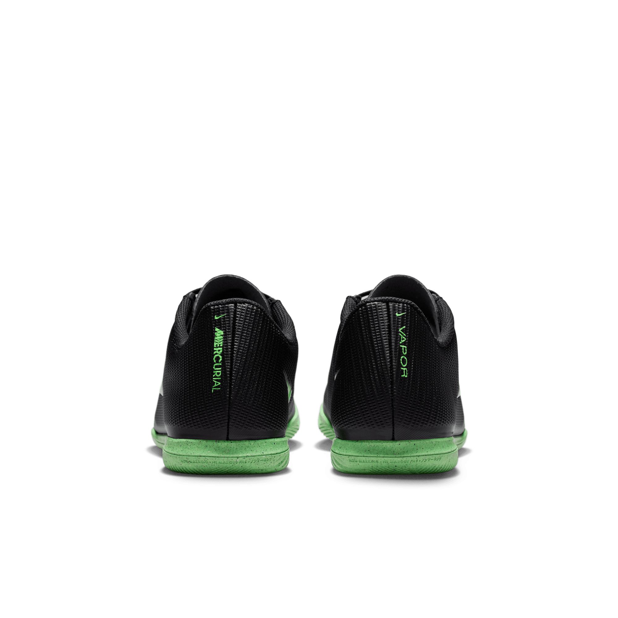 Nike Unisex Vapor 17 Club IC Indoor Soccer Shoes