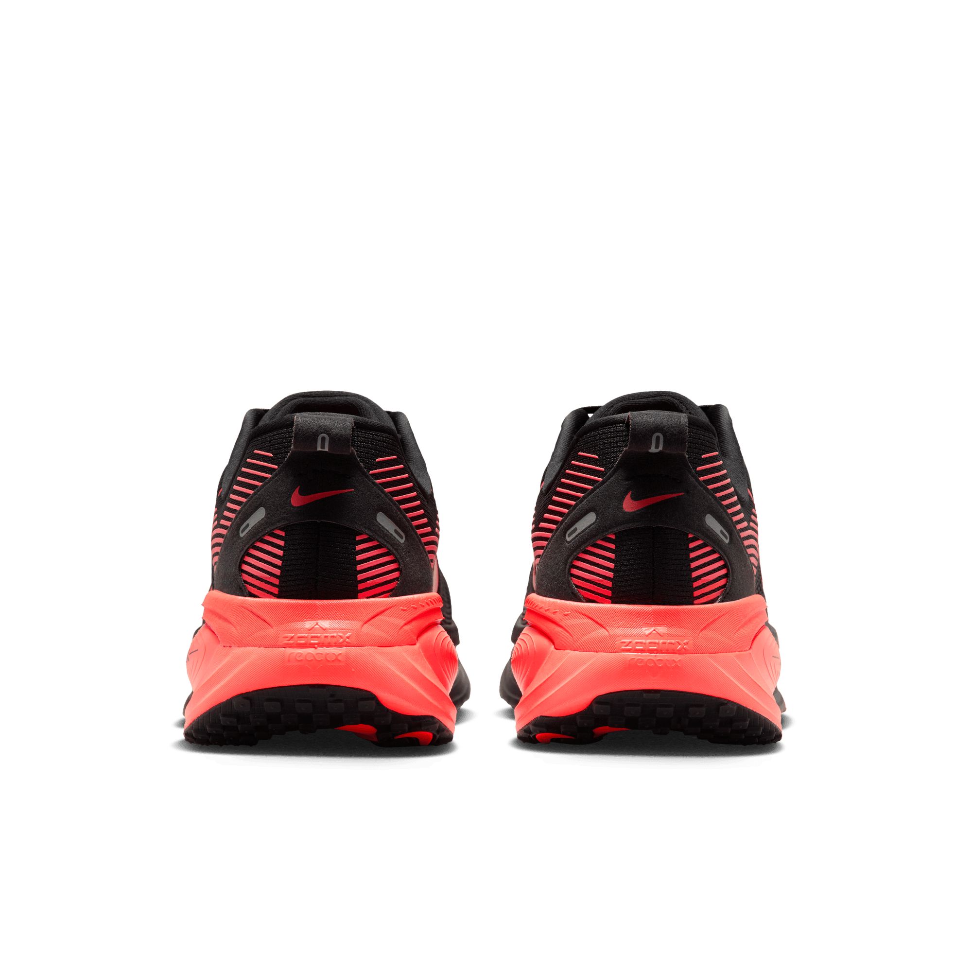 Nike Men's Air Zoom Vomero 18 Running Shoes