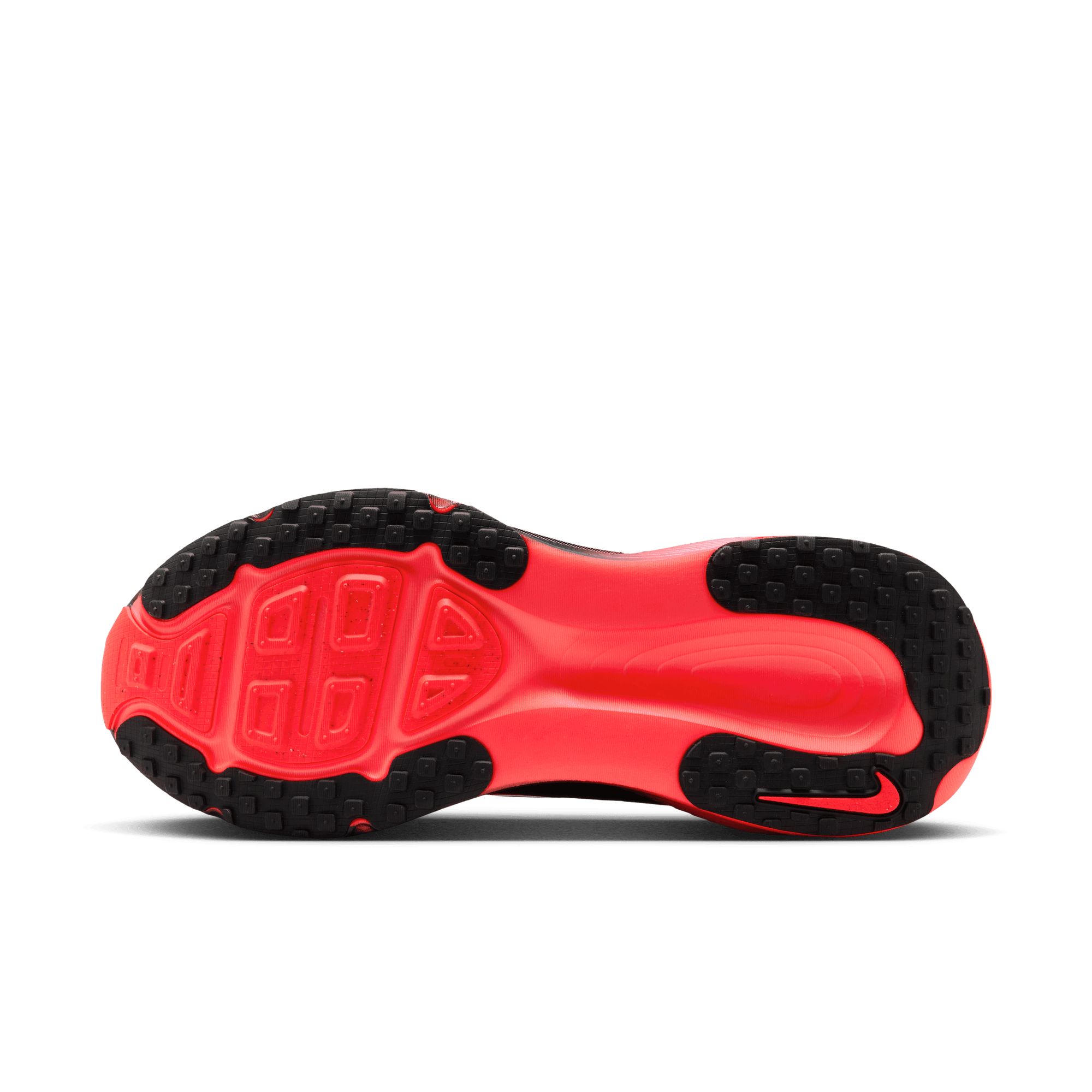 Nike Men's Air Zoom Vomero 18 Running Shoes