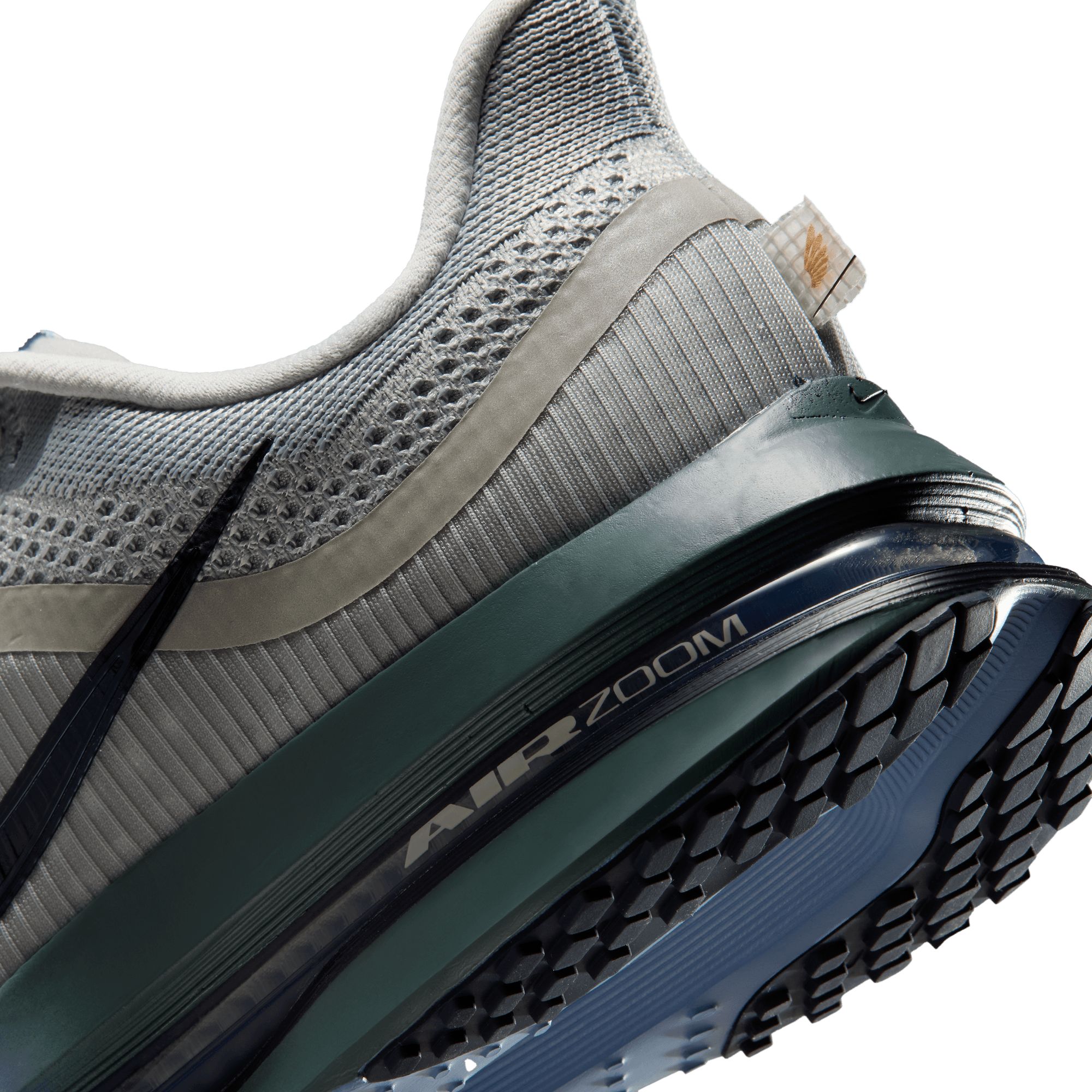 Nike Men's Pegasus Premium Running Shoes